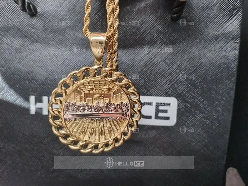 Helloice Review Image