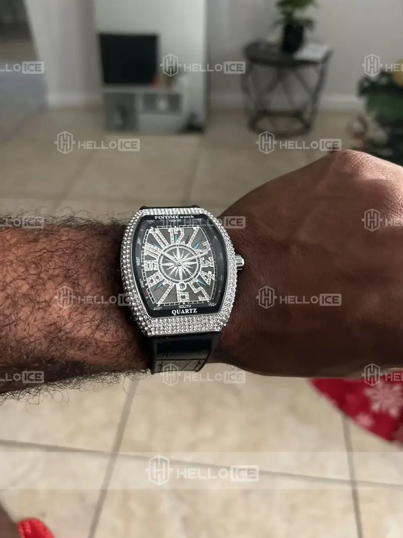 Helloice Review Image