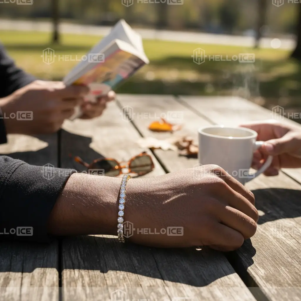 Helloice Review Image