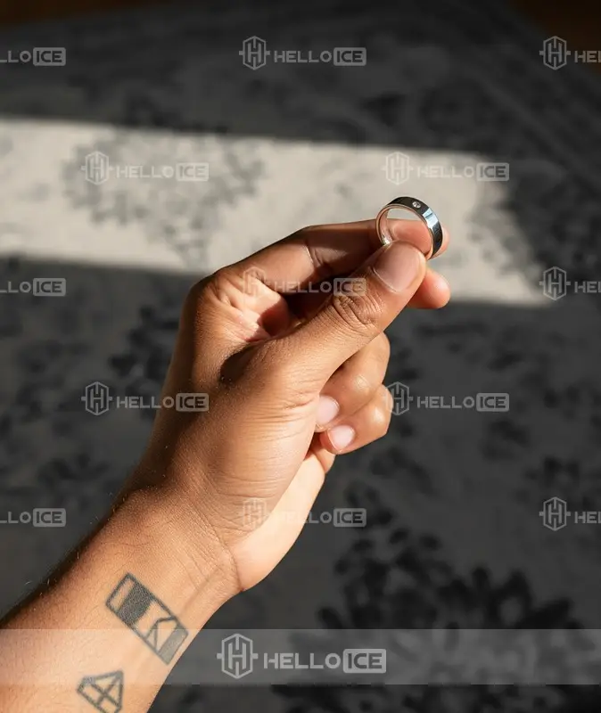 Helloice Review Image