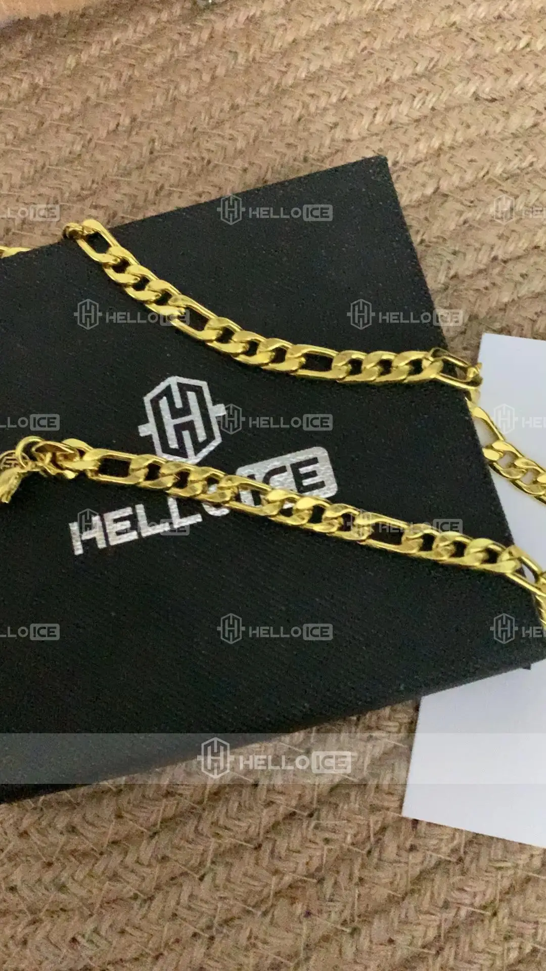 Helloice Review Image