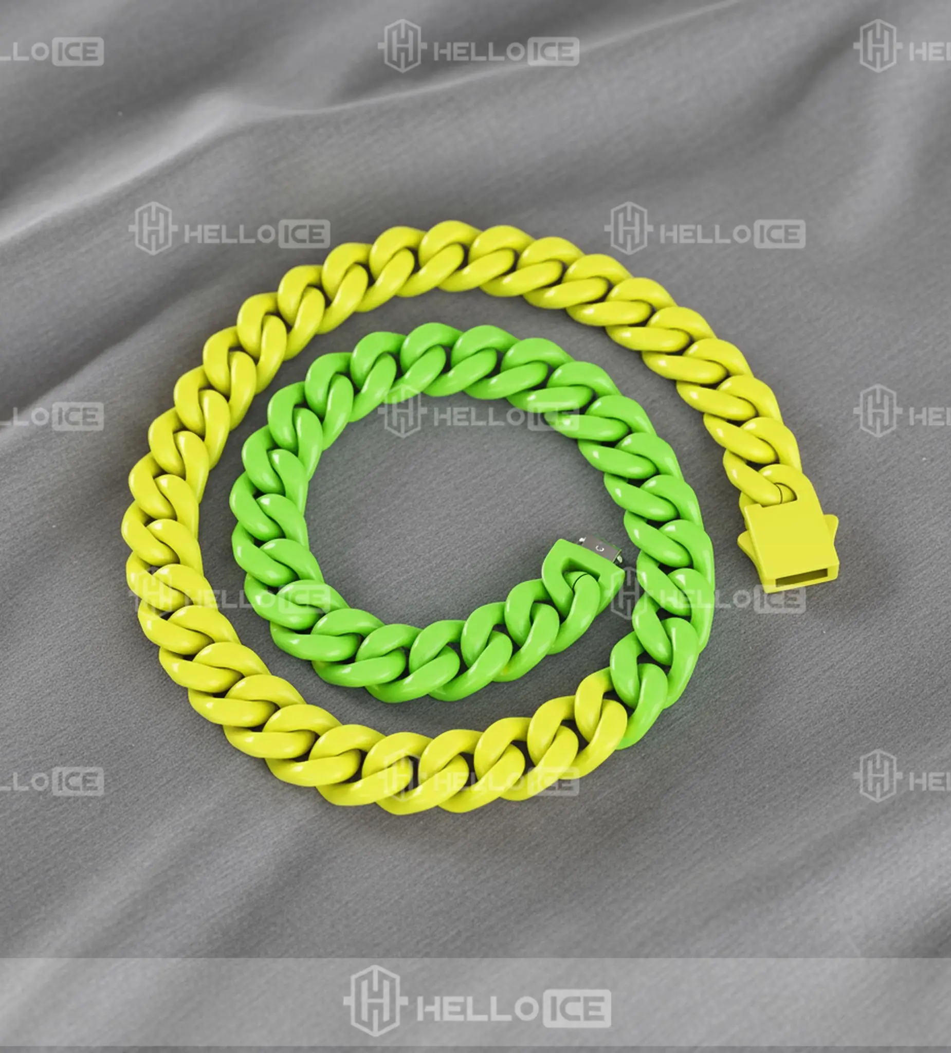 Helloice Review Image