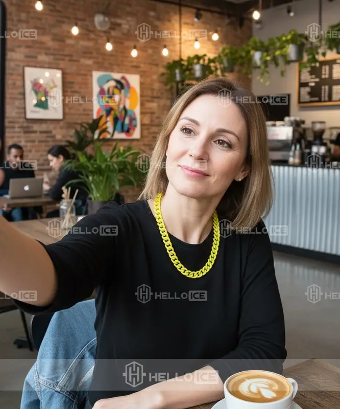 Helloice Review Image