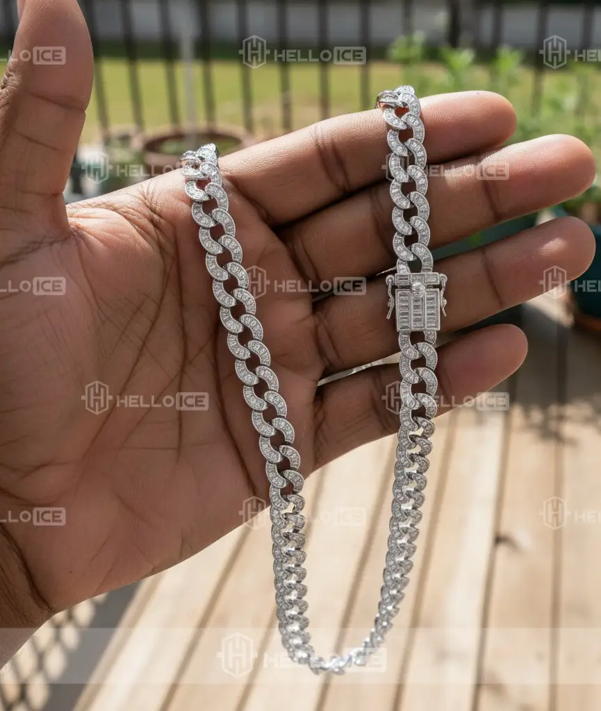 Helloice Review Image