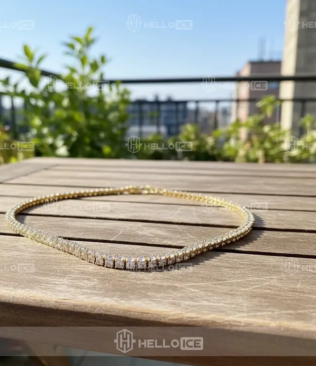 Helloice Review Image