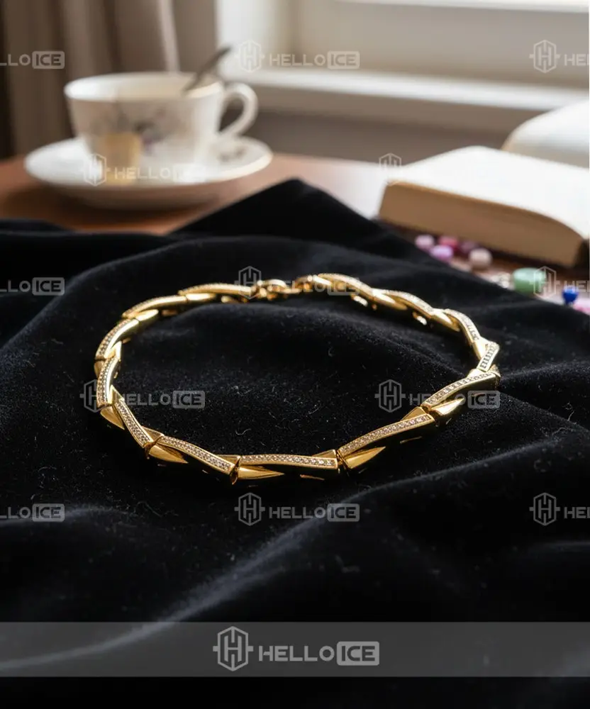 Helloice Review Image