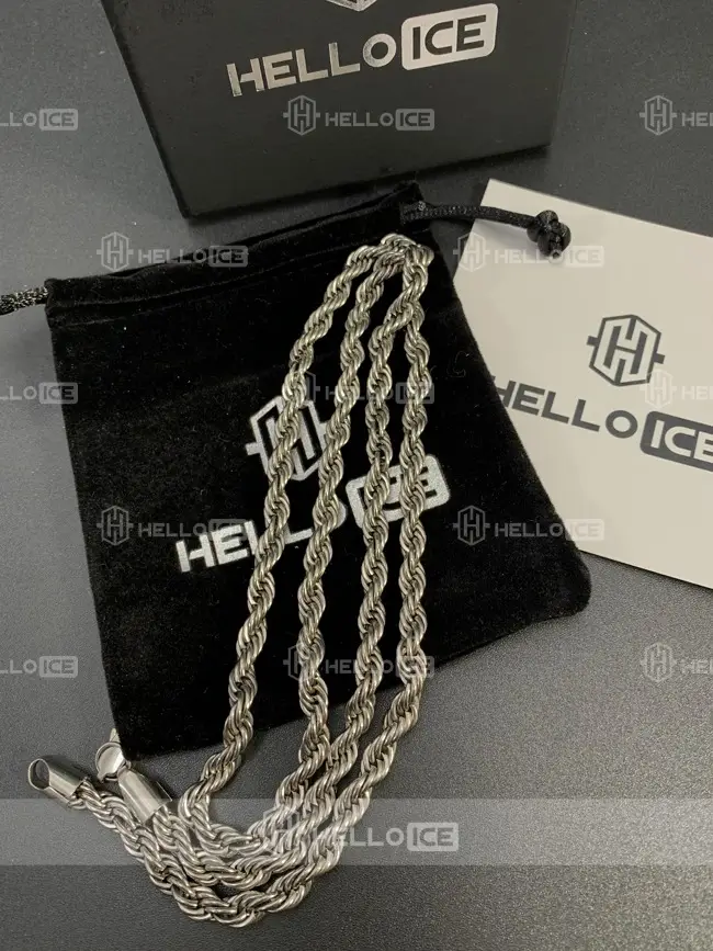 Helloice Review Image