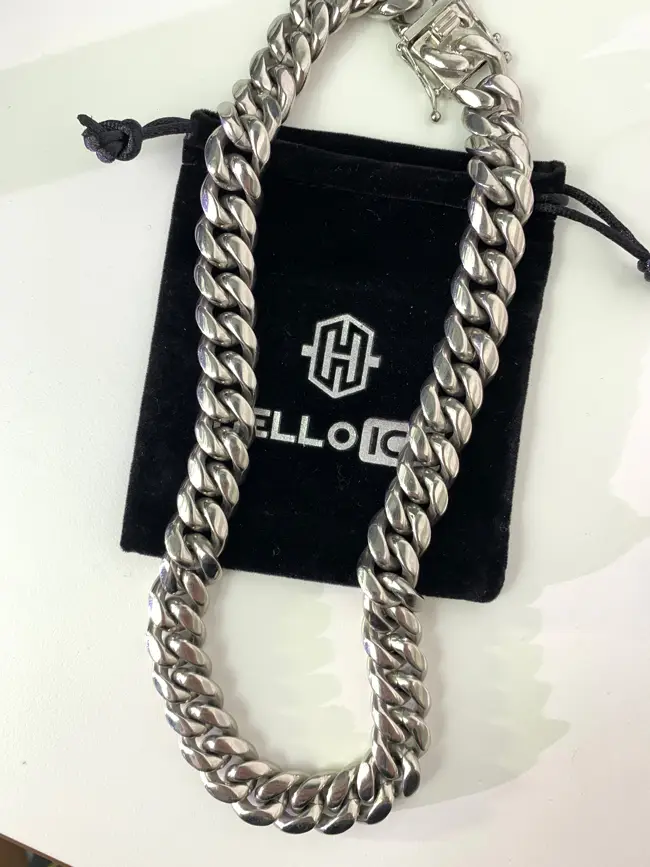 Helloice Review Image