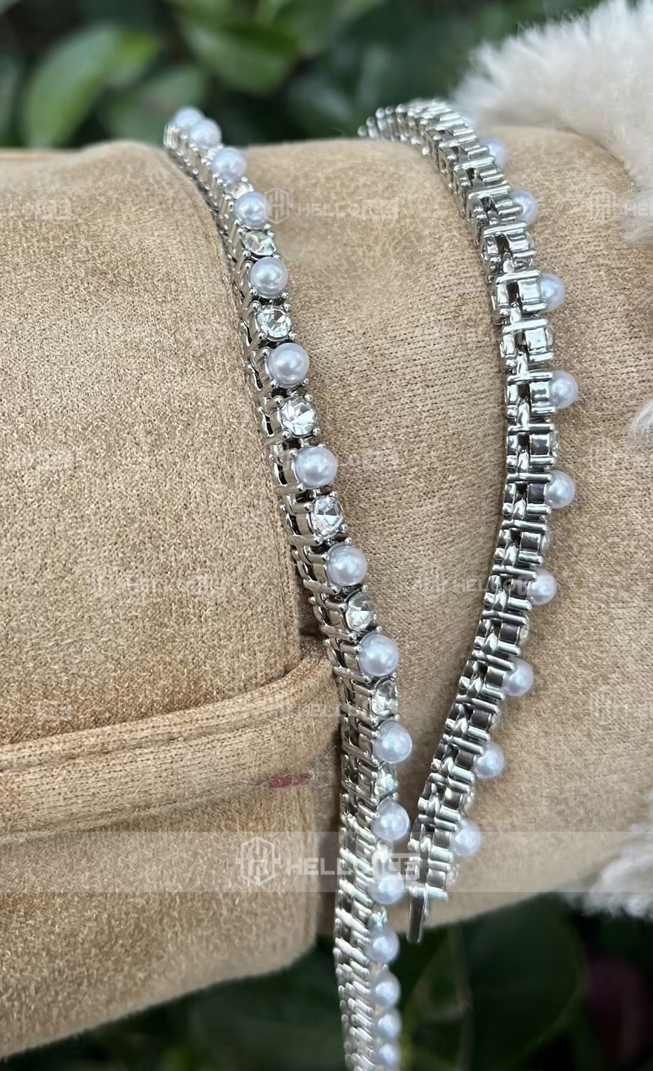 Helloice Review Image