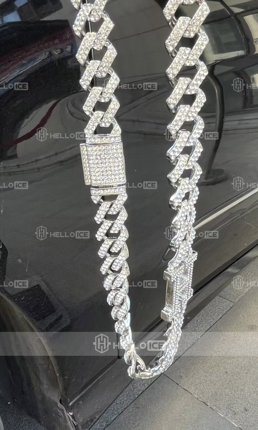 Helloice Review Image