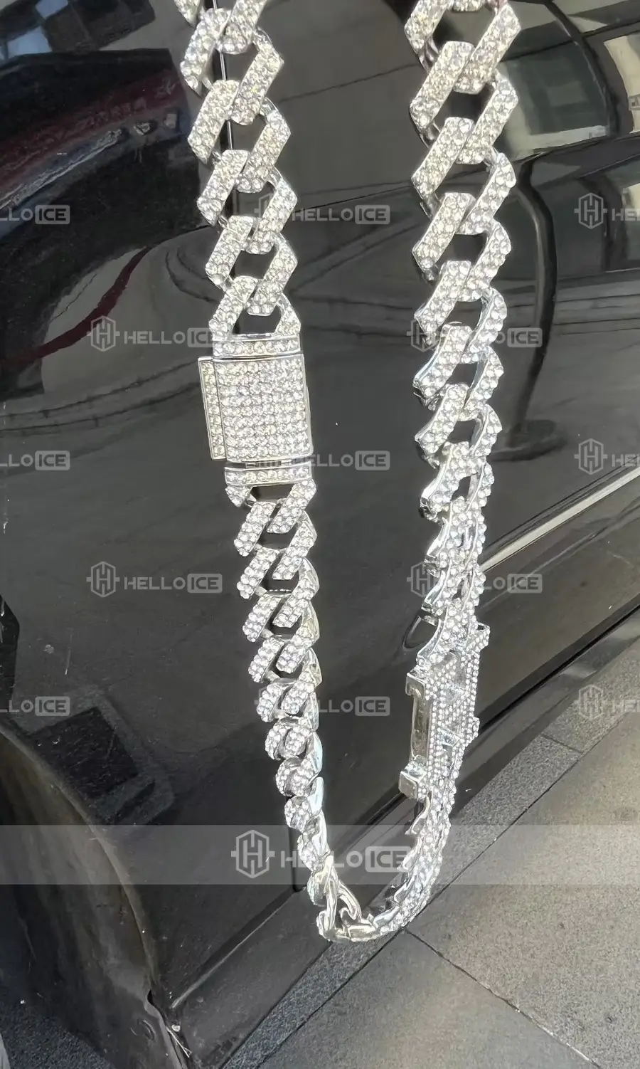 Helloice Review Image