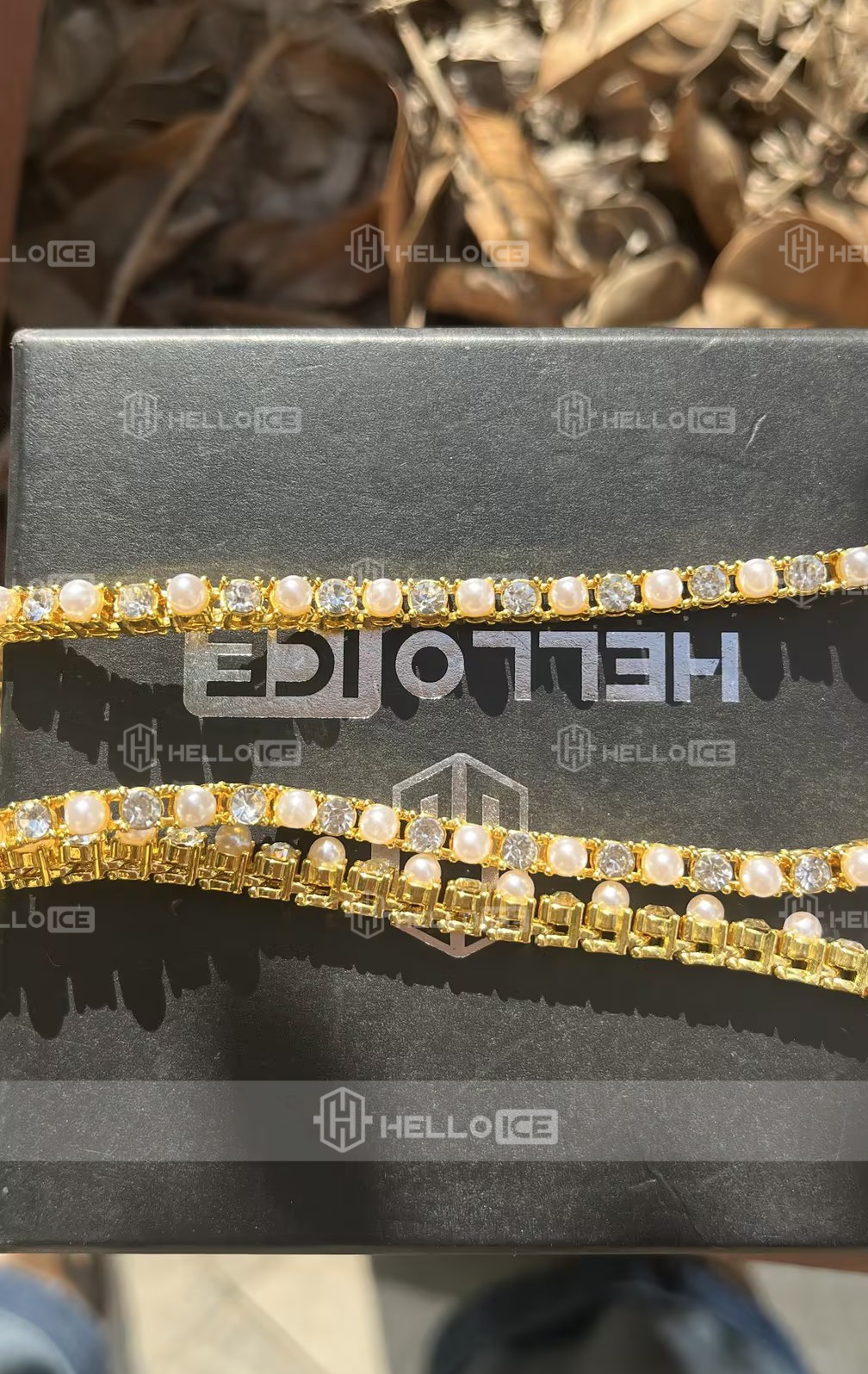 Helloice Review Image