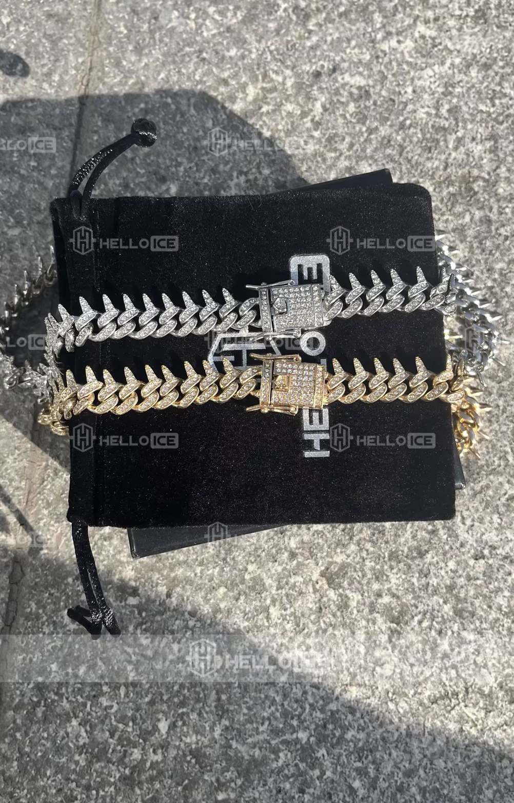 Helloice Review Image