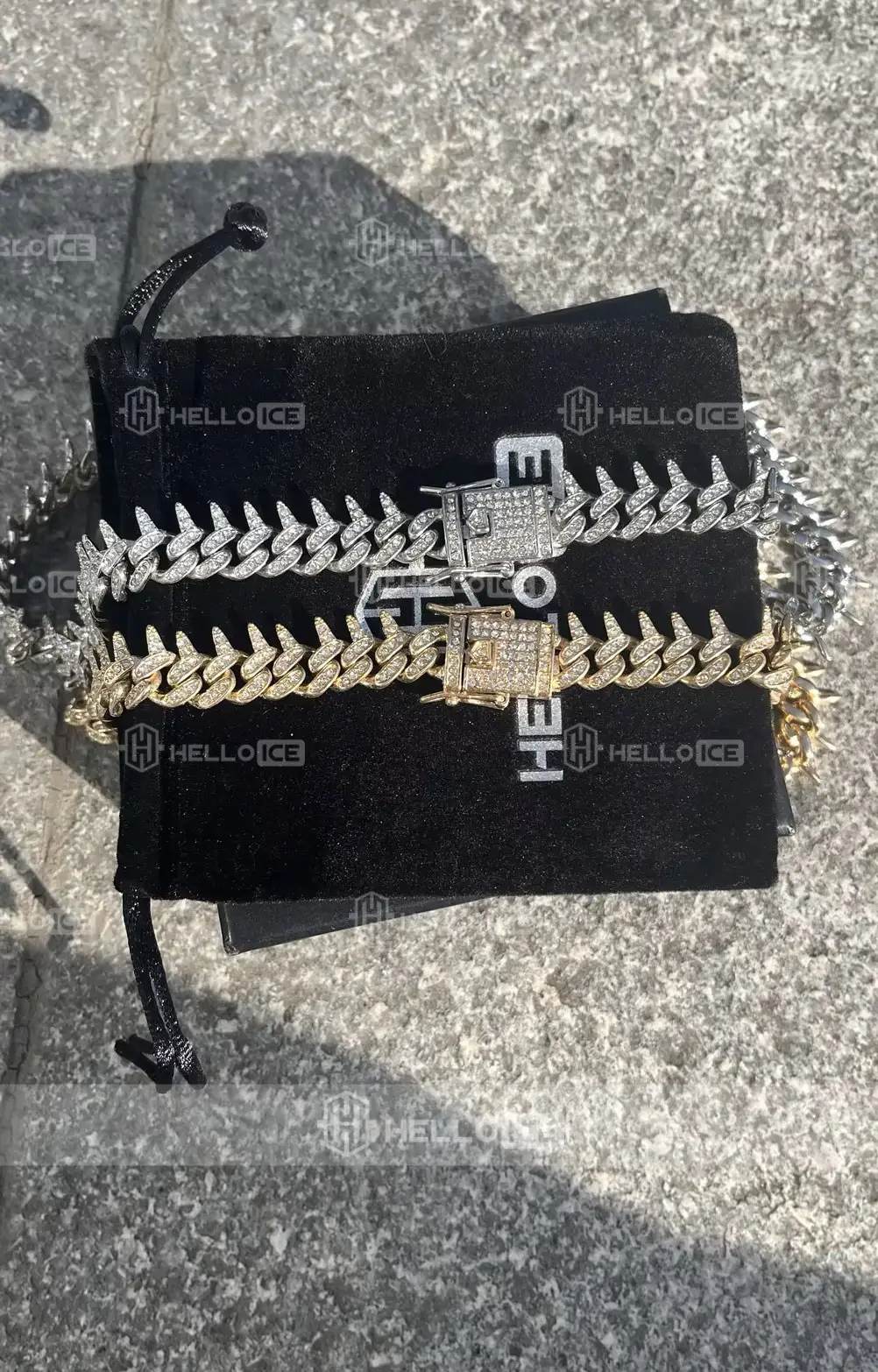 Helloice Review Image