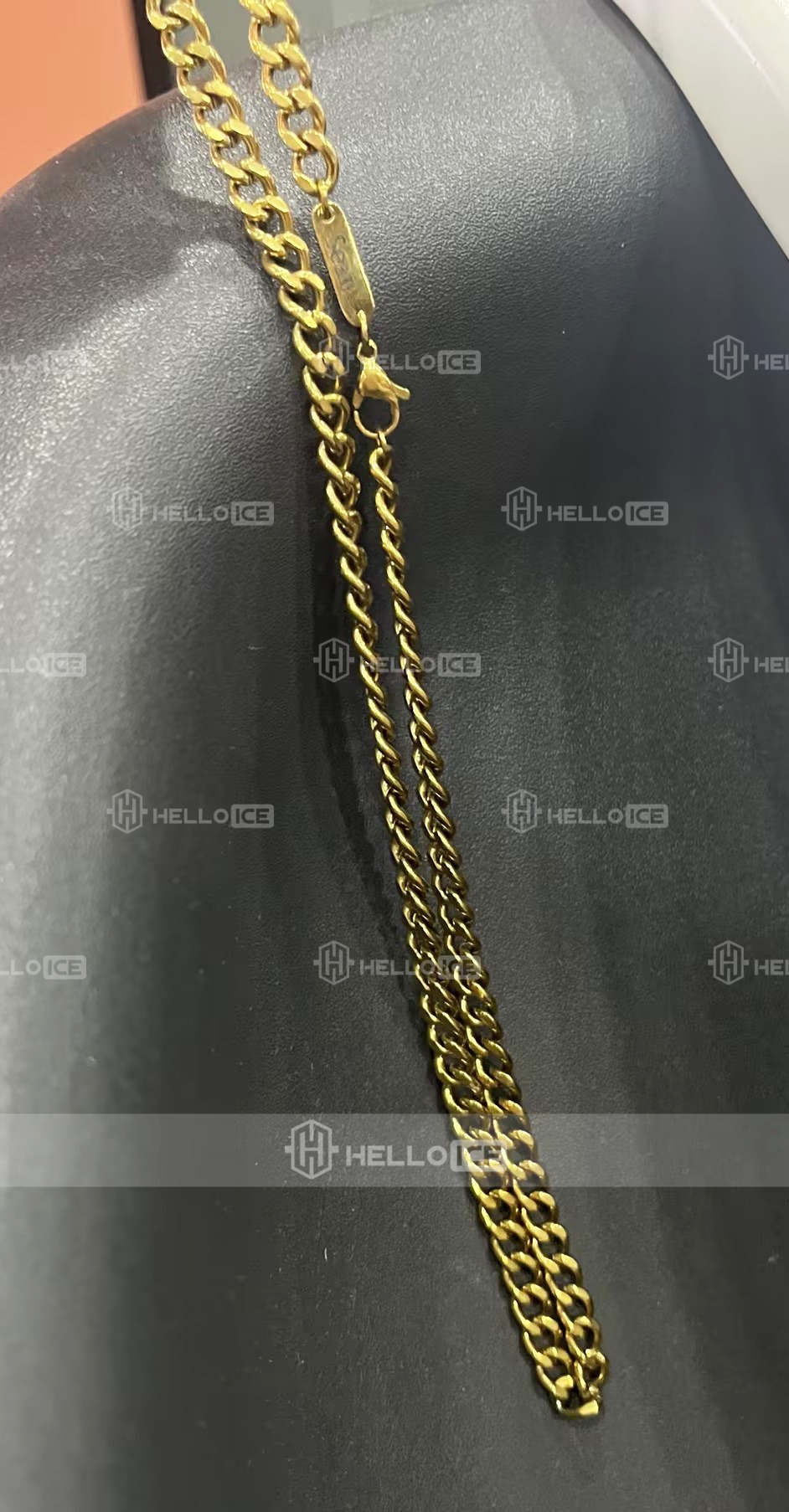 Helloice Review Image