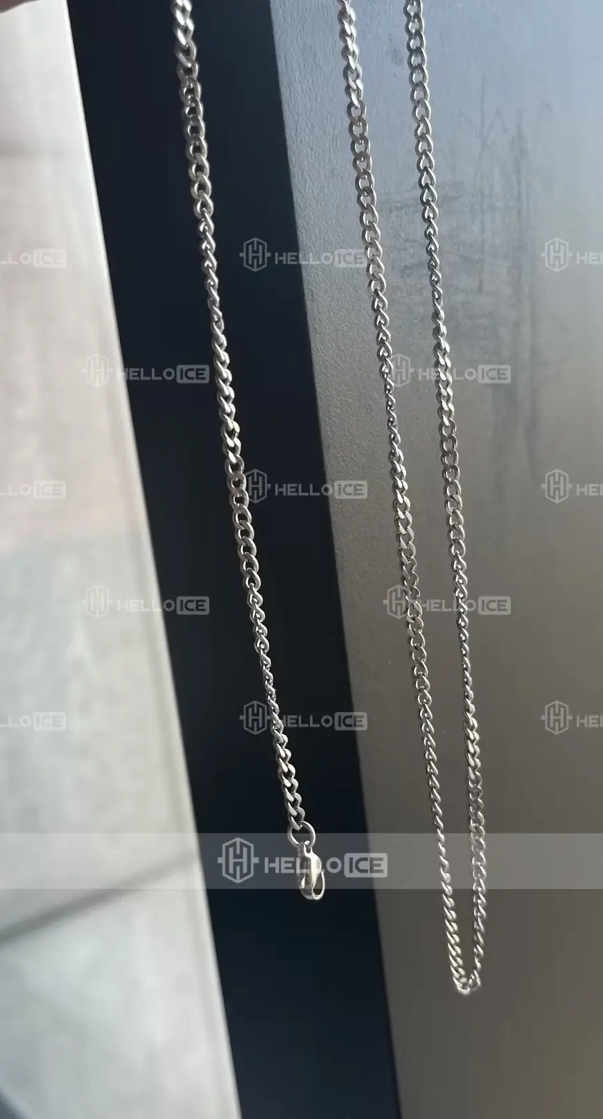 Helloice Review Image