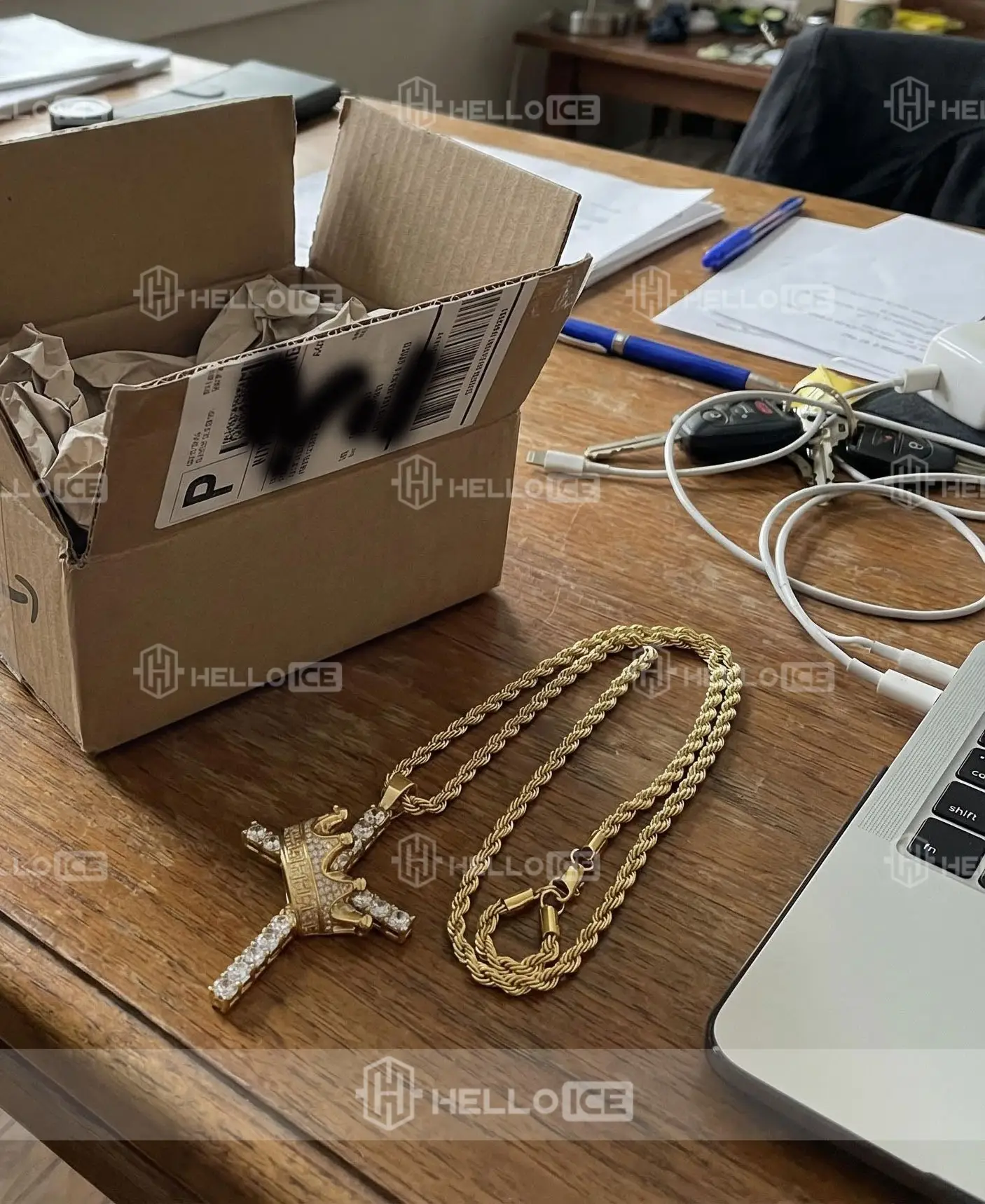 Helloice Review Image