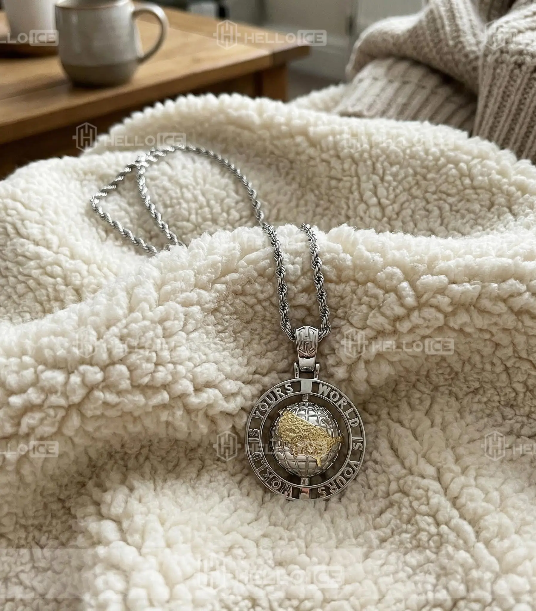 Helloice Review Image