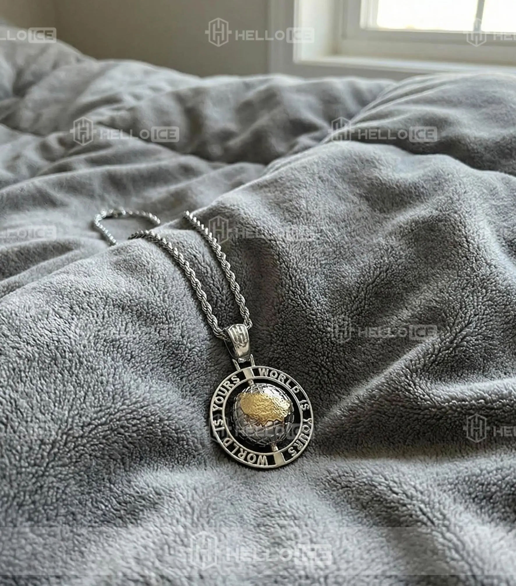 Helloice Review Image