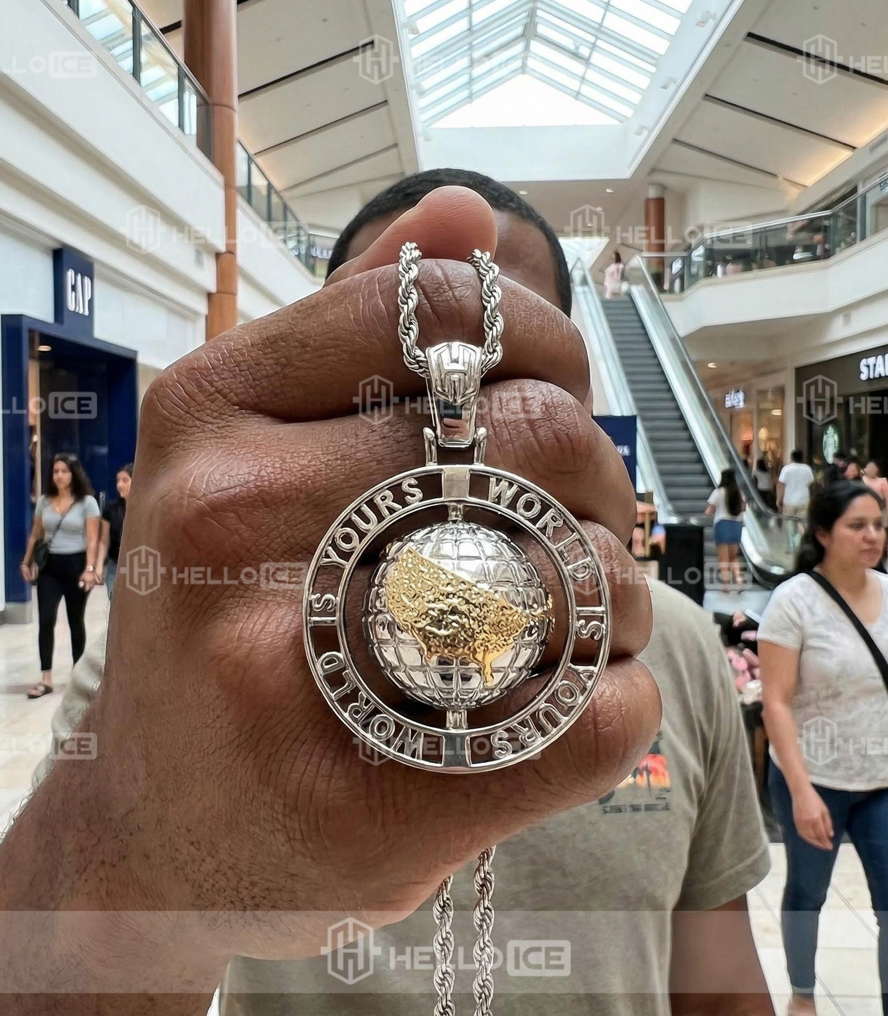 Helloice Review Image