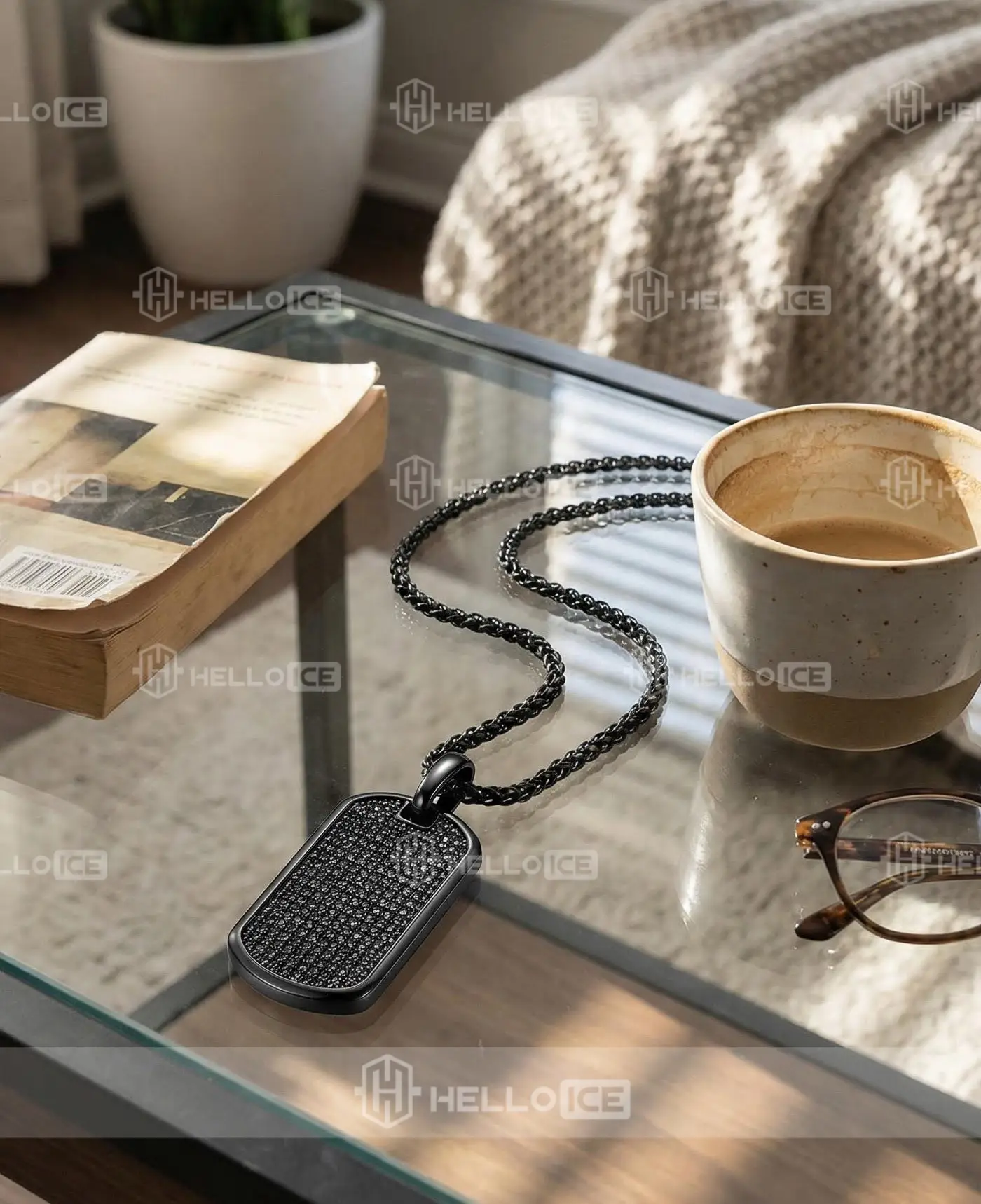 Helloice Review Image