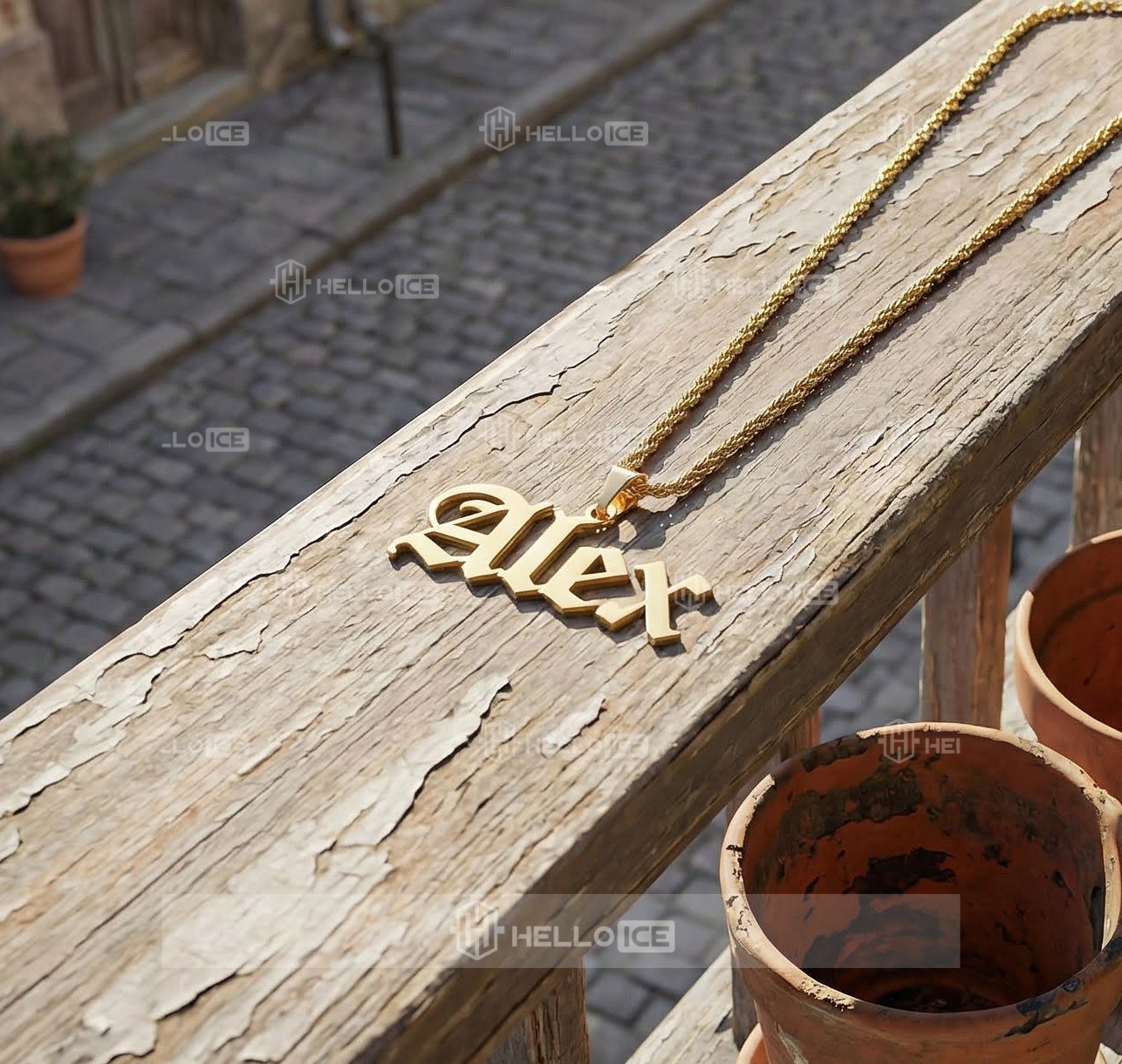 Helloice Review Image