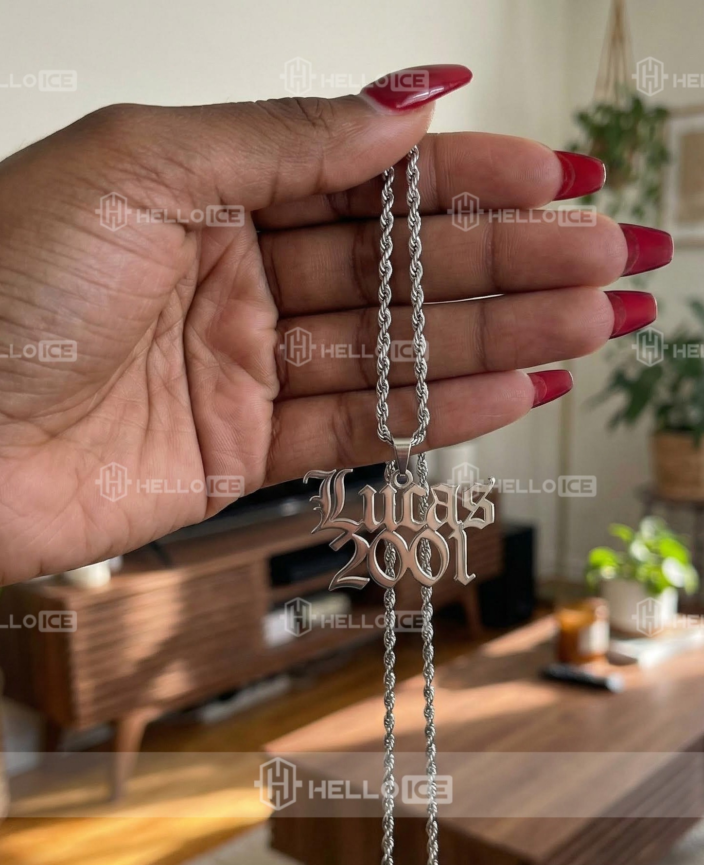 Helloice Review Image