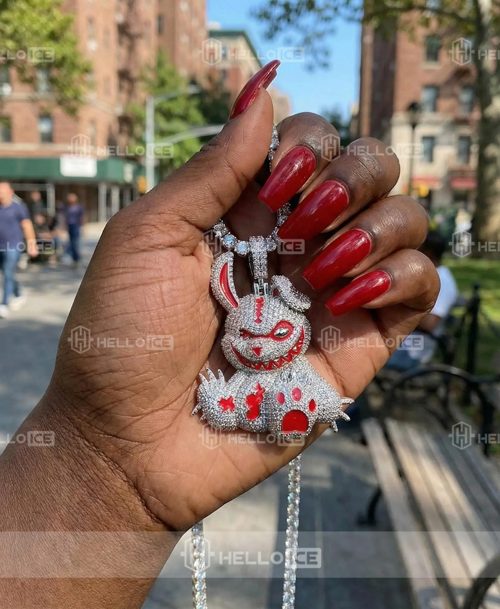 Helloice Review Image