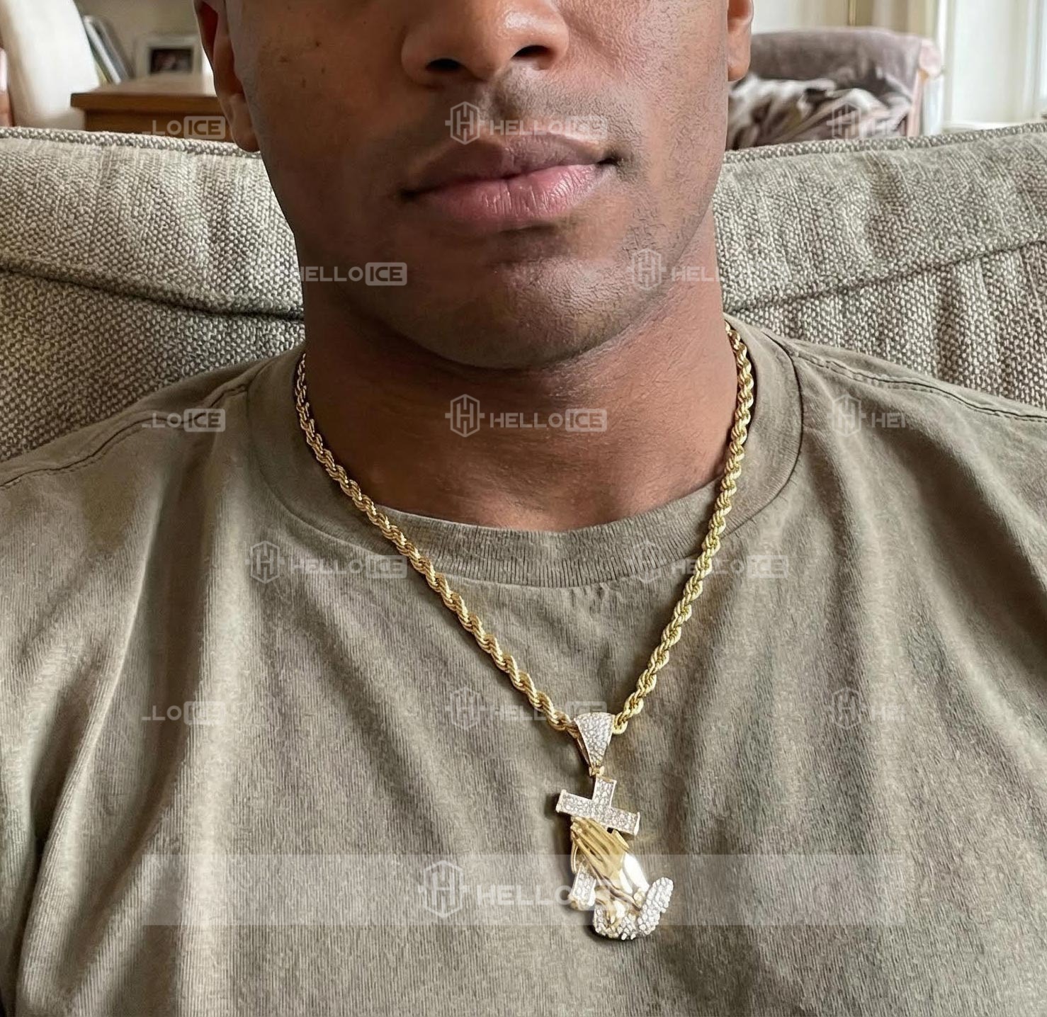 Helloice Review Image