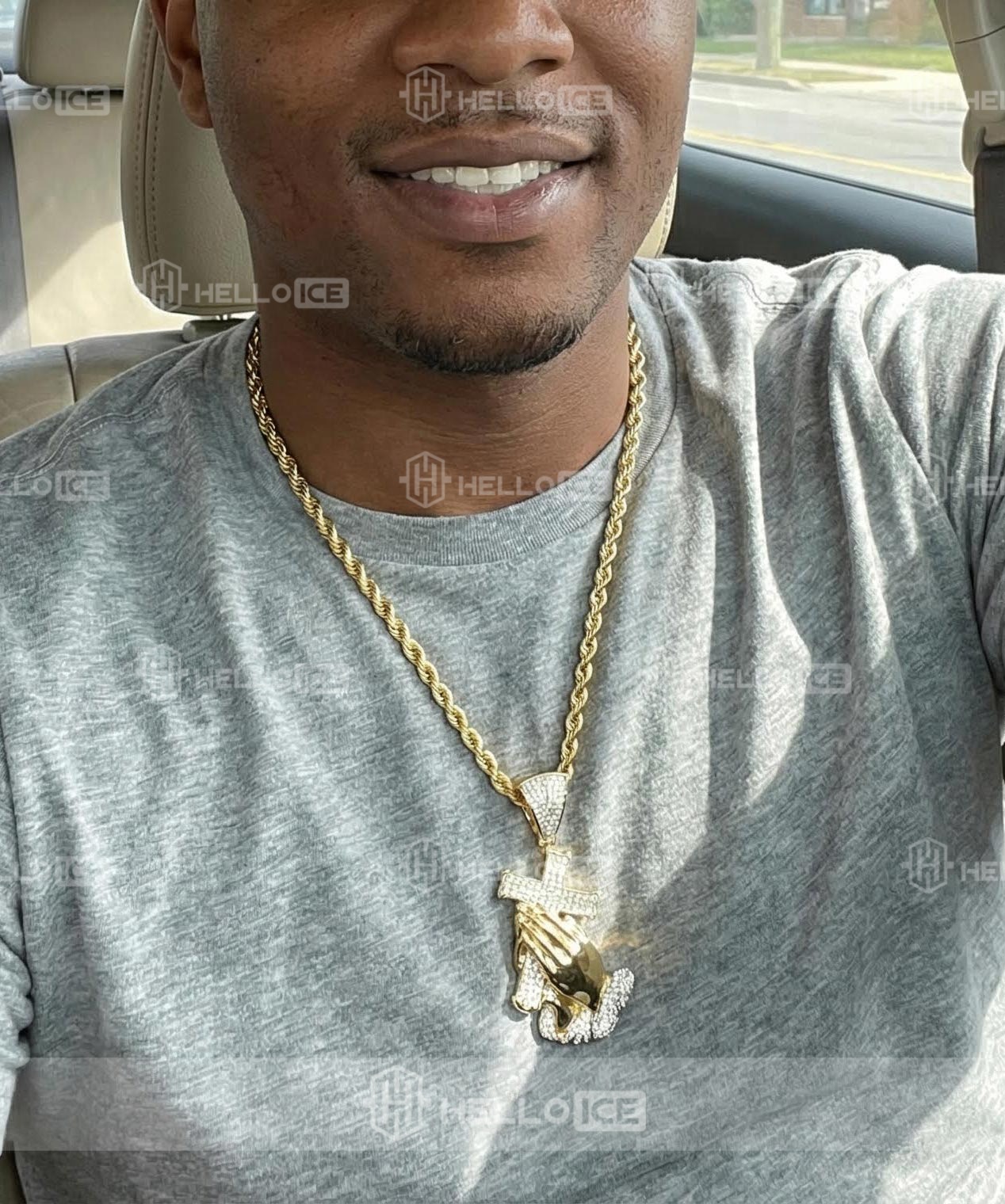 Helloice Review Image