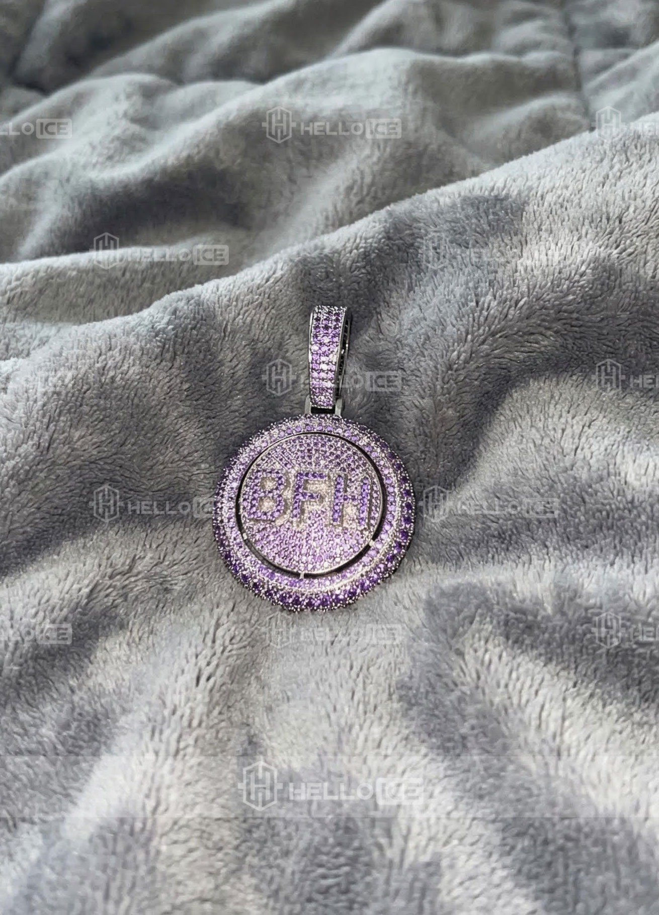 Helloice Review Image