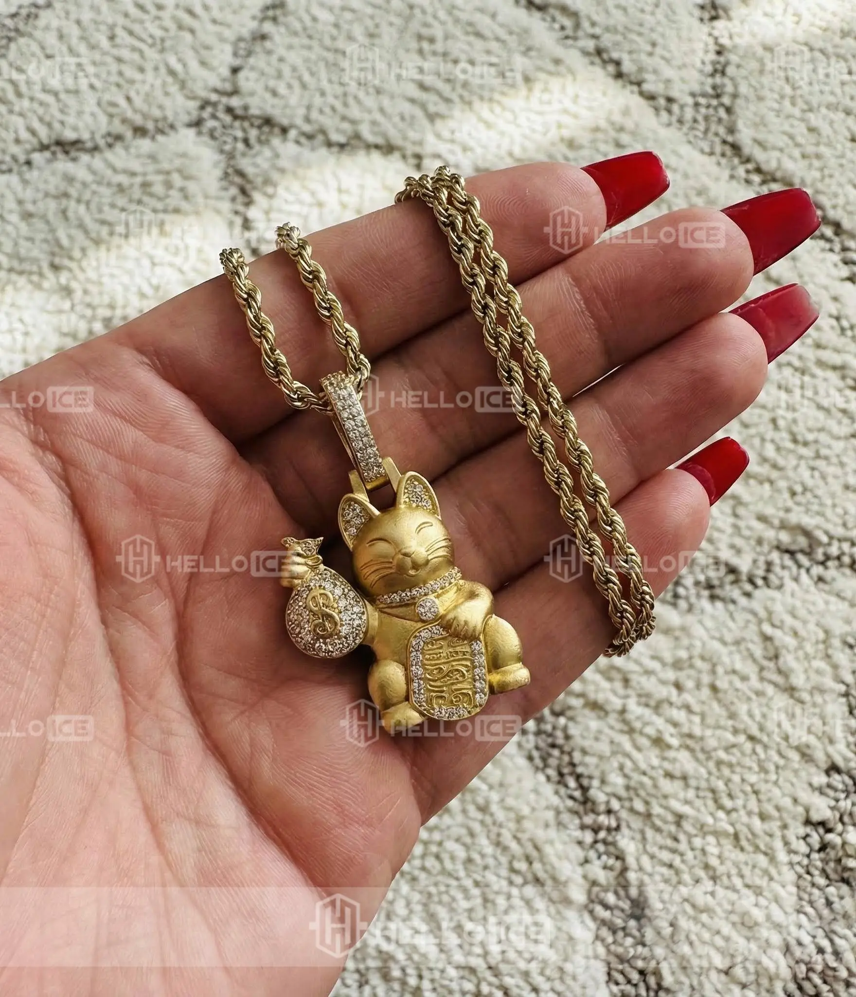 Helloice Review Image