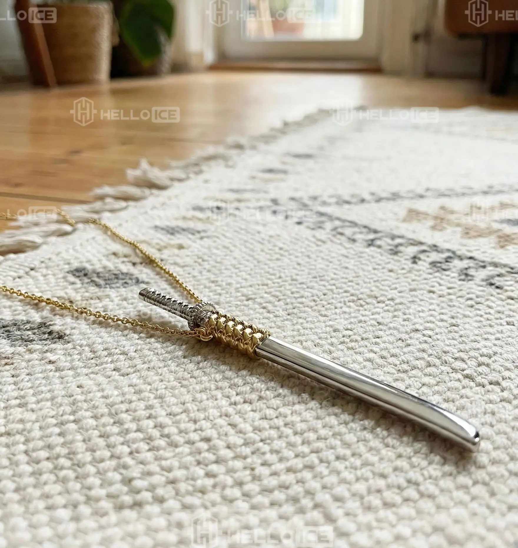 Helloice Review Image