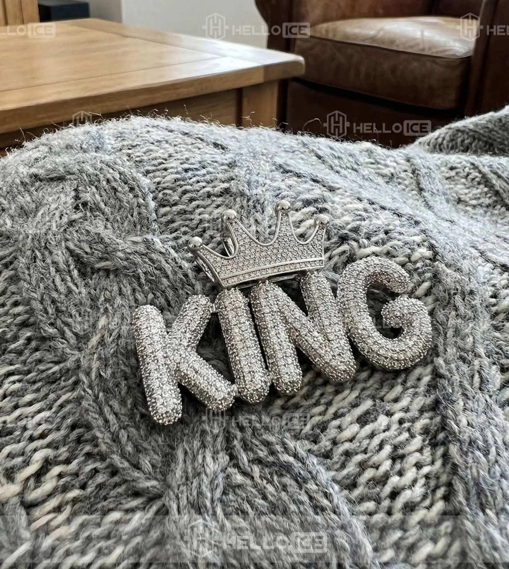 Helloice Review Image