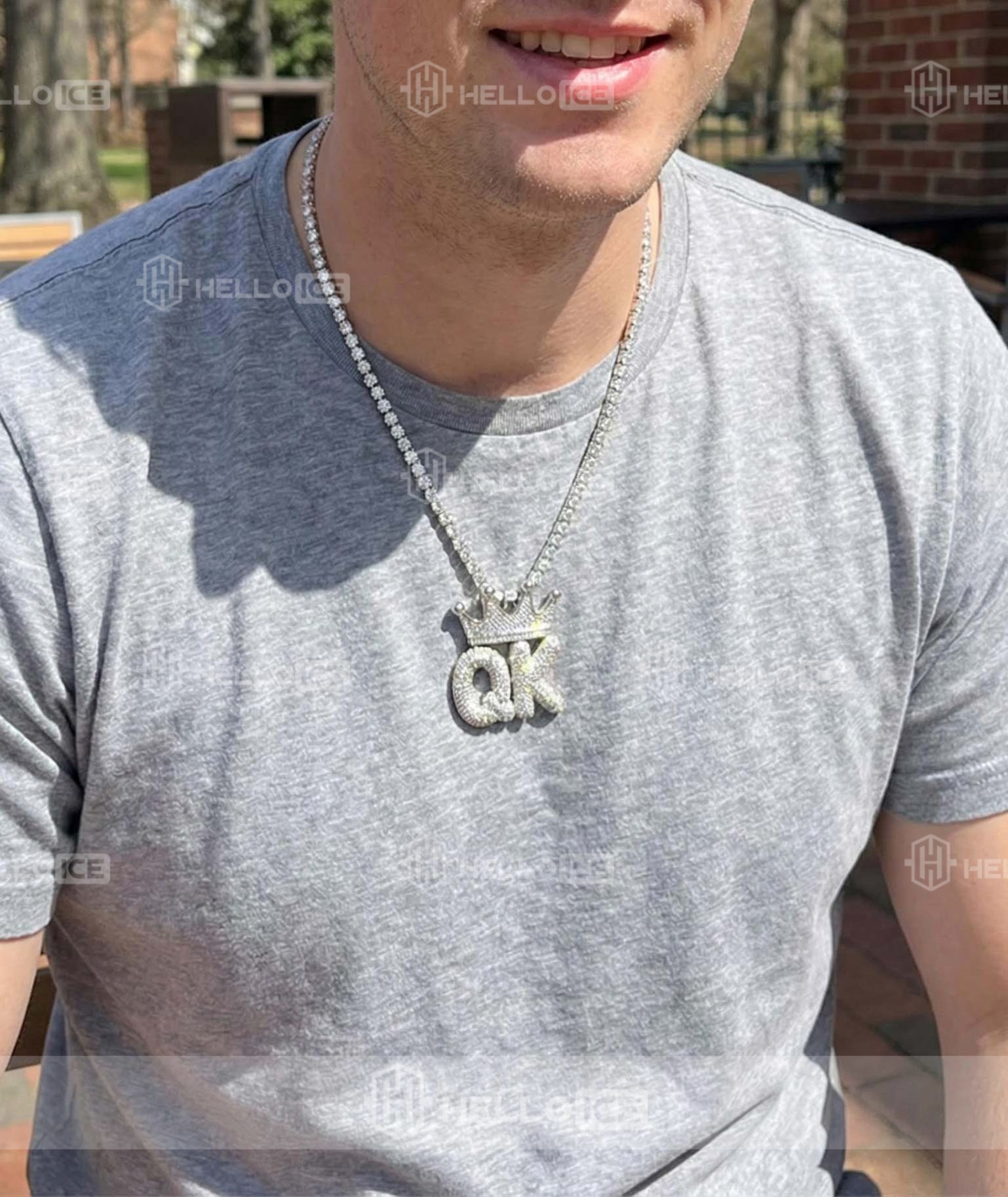 Helloice Review Image