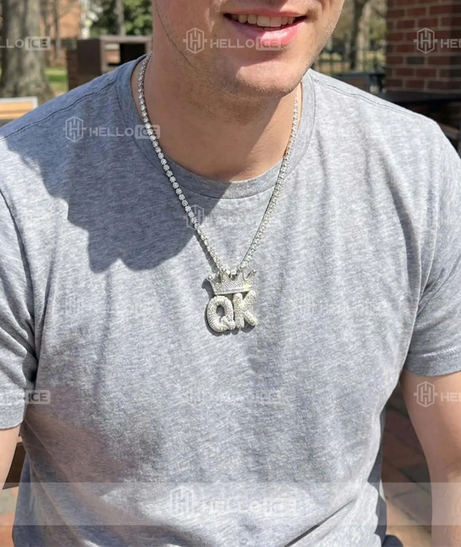 Helloice Review Image