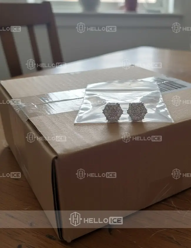 Helloice Review Image