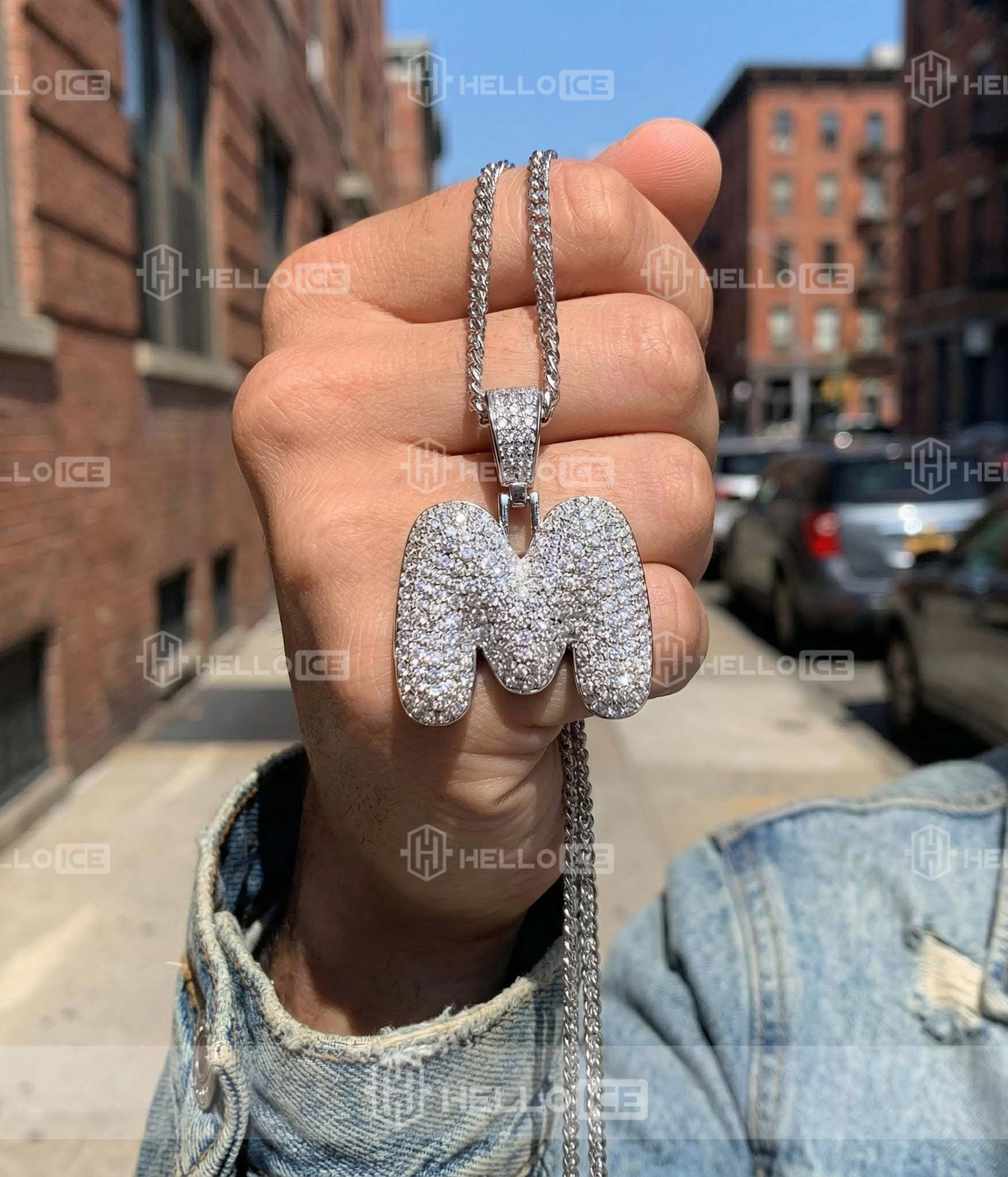 Helloice Review Image