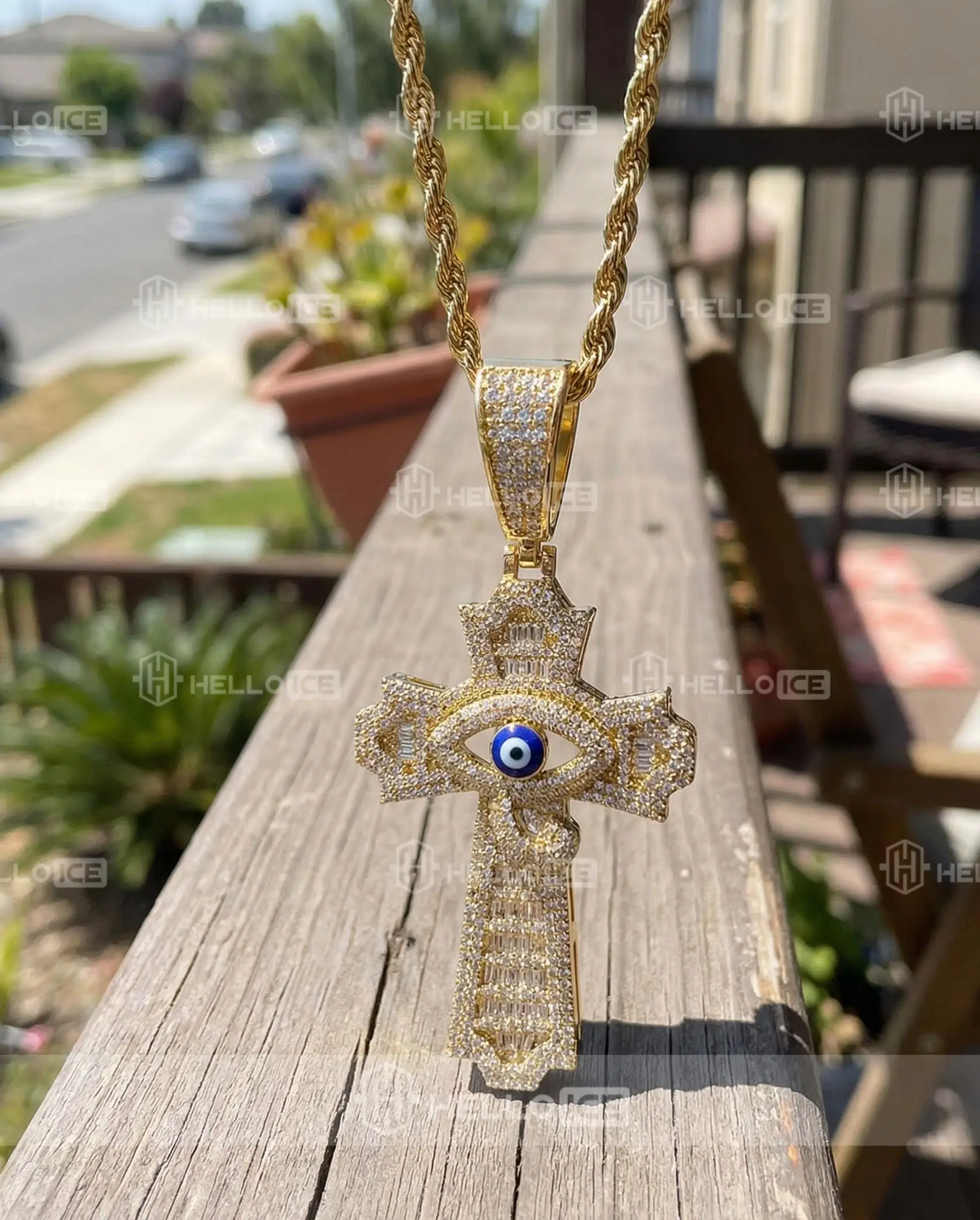 Helloice Review Image