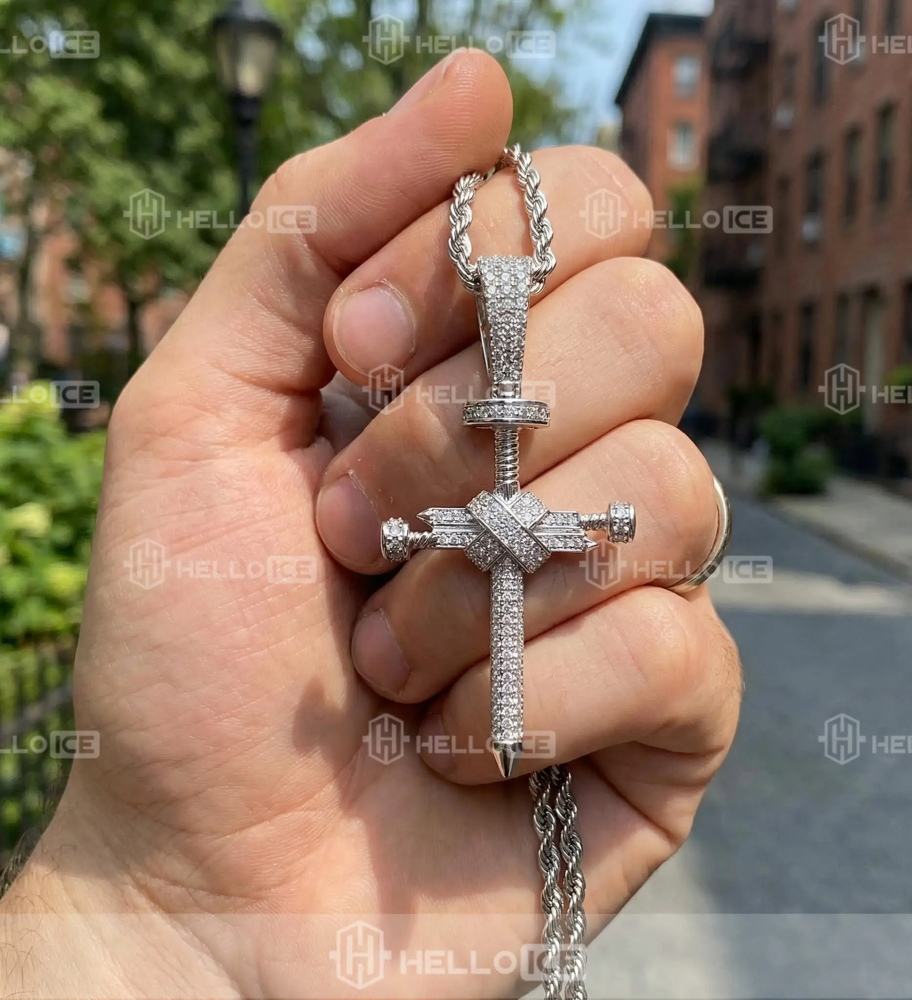 Helloice Review Image