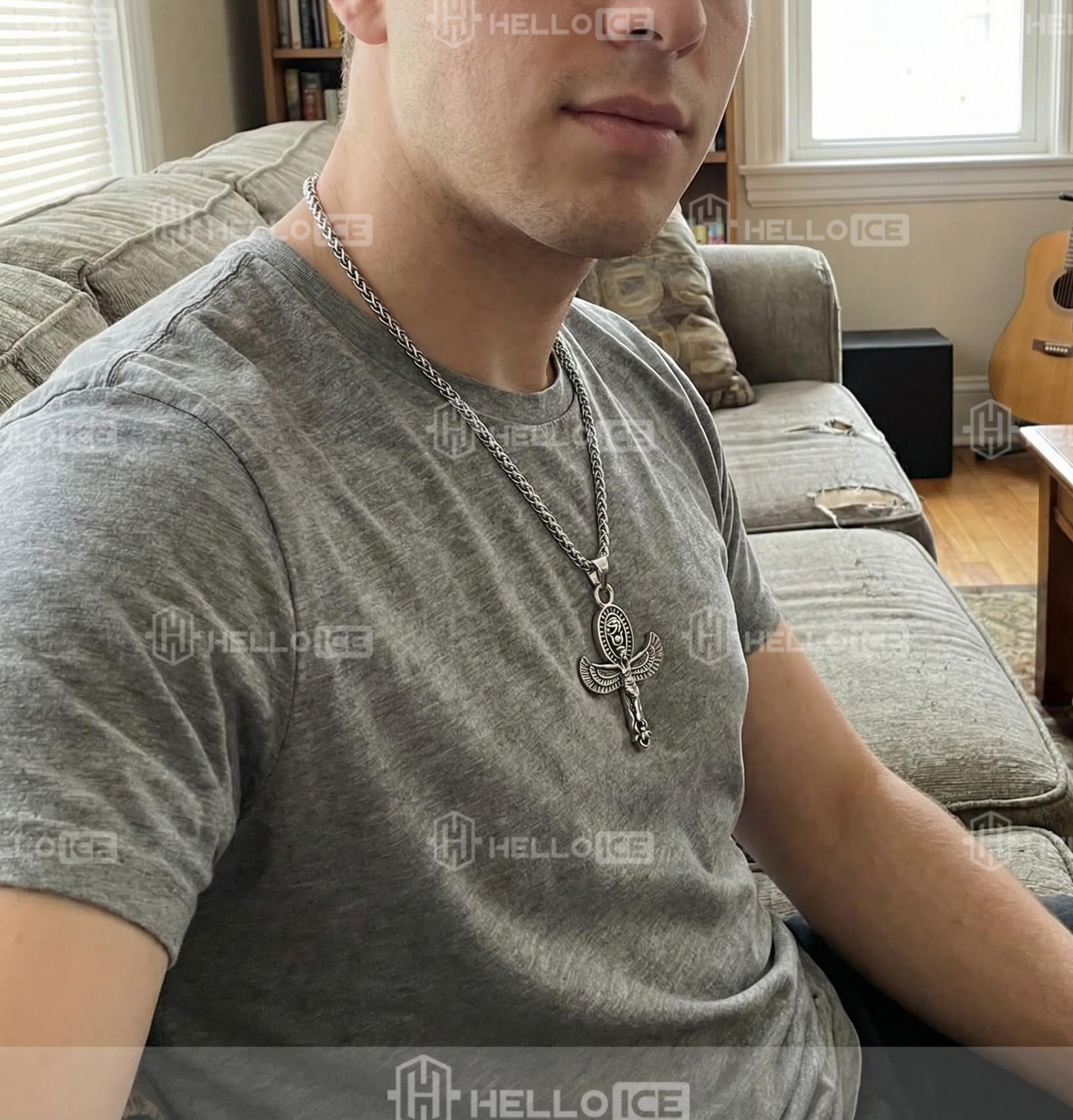 Helloice Review Image