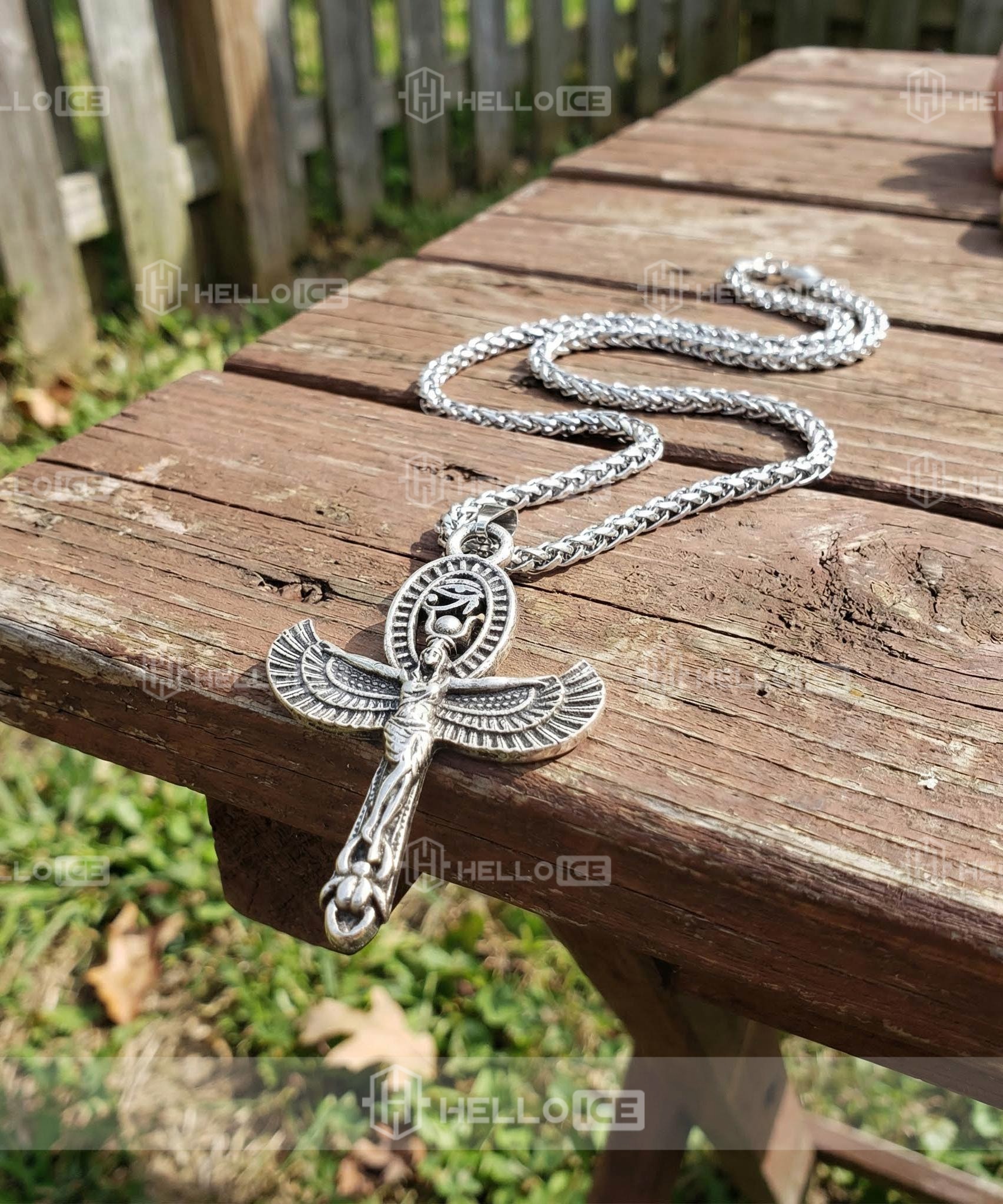 Helloice Review Image