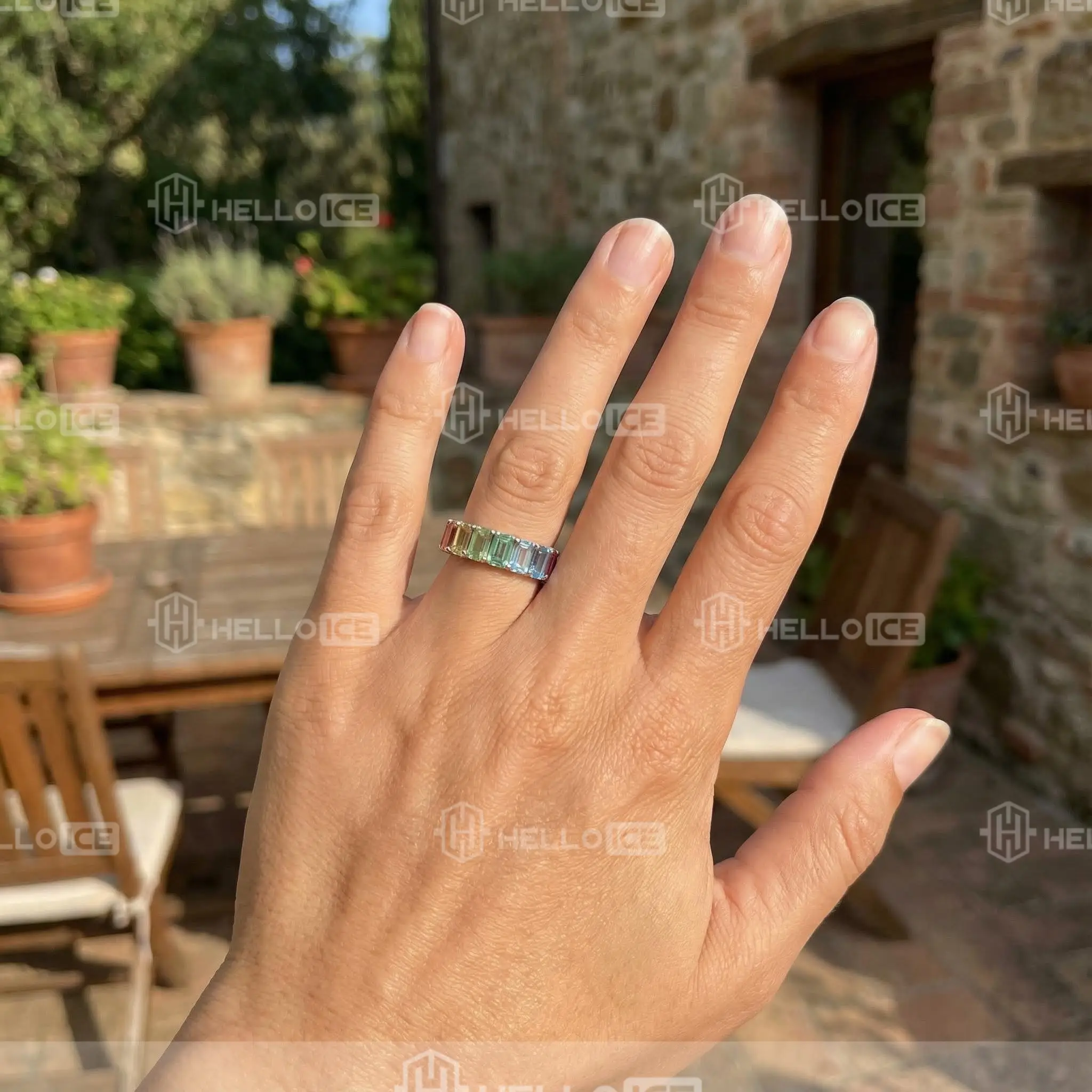 Helloice Review Image