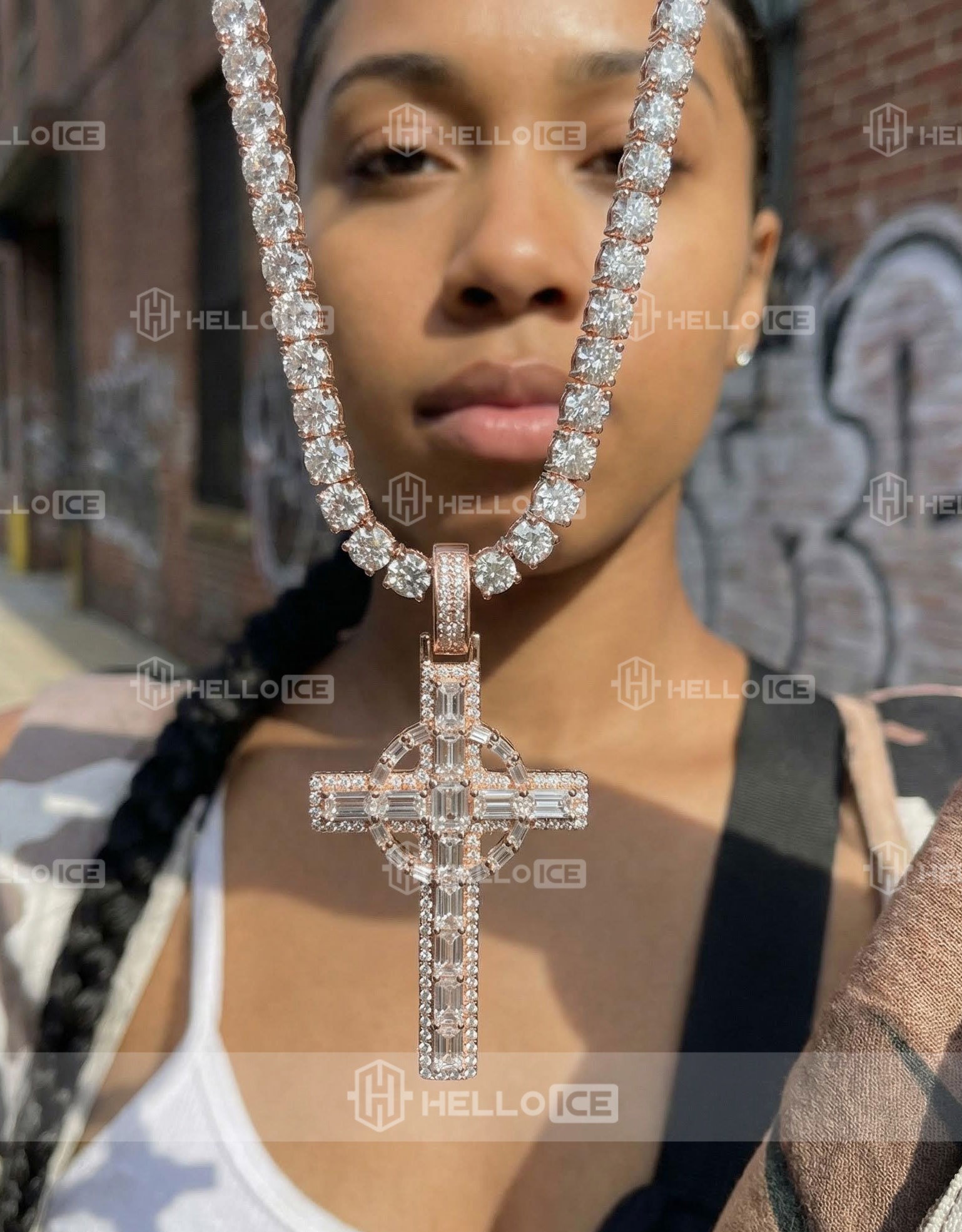 Helloice Review Image