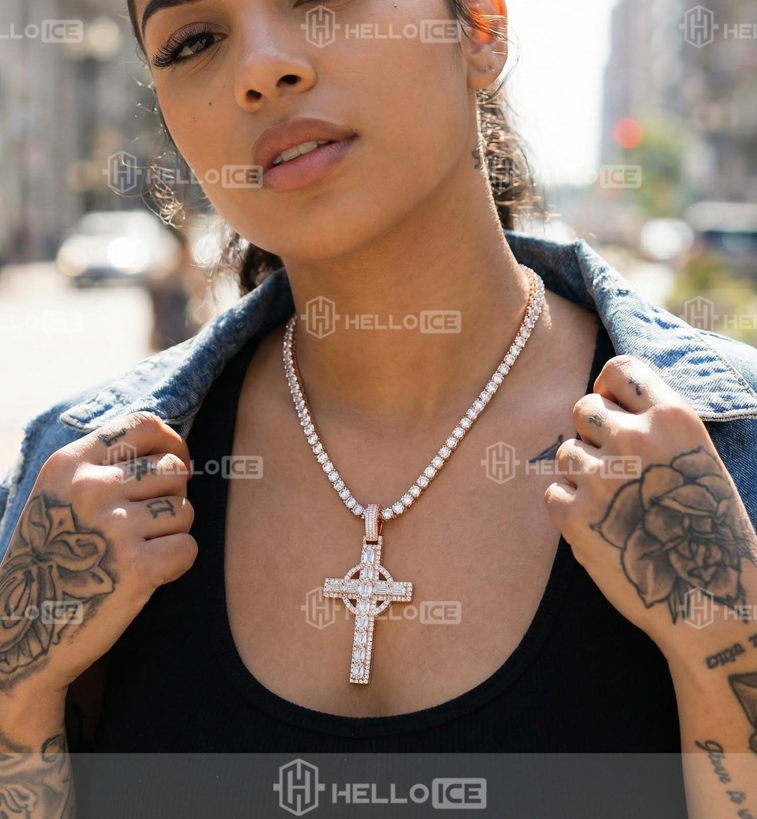 Helloice Review Image