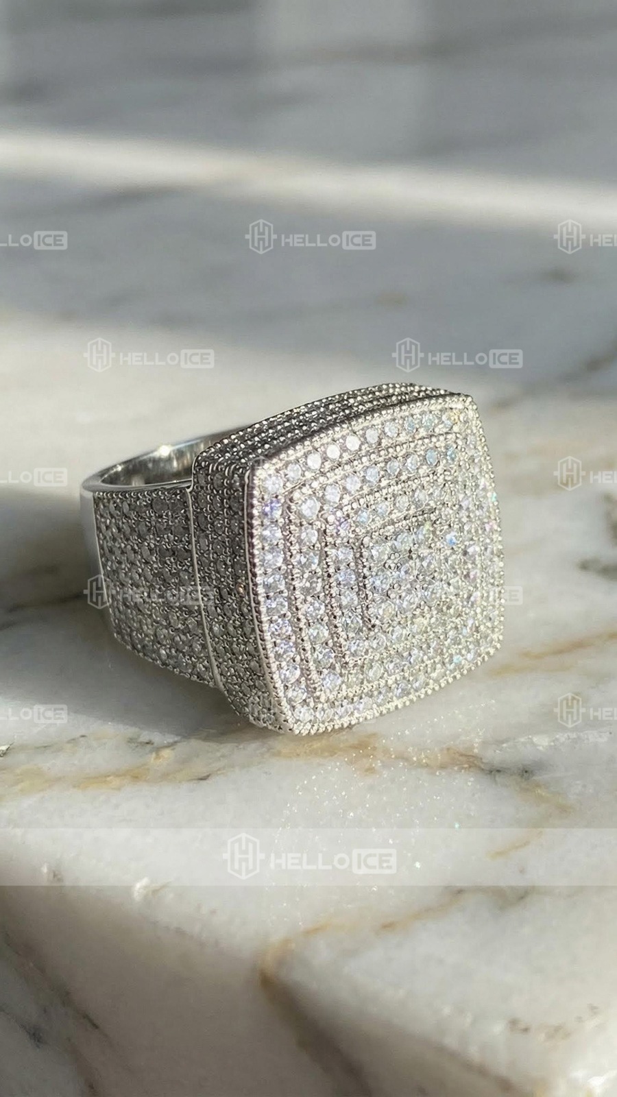 Helloice Review Image