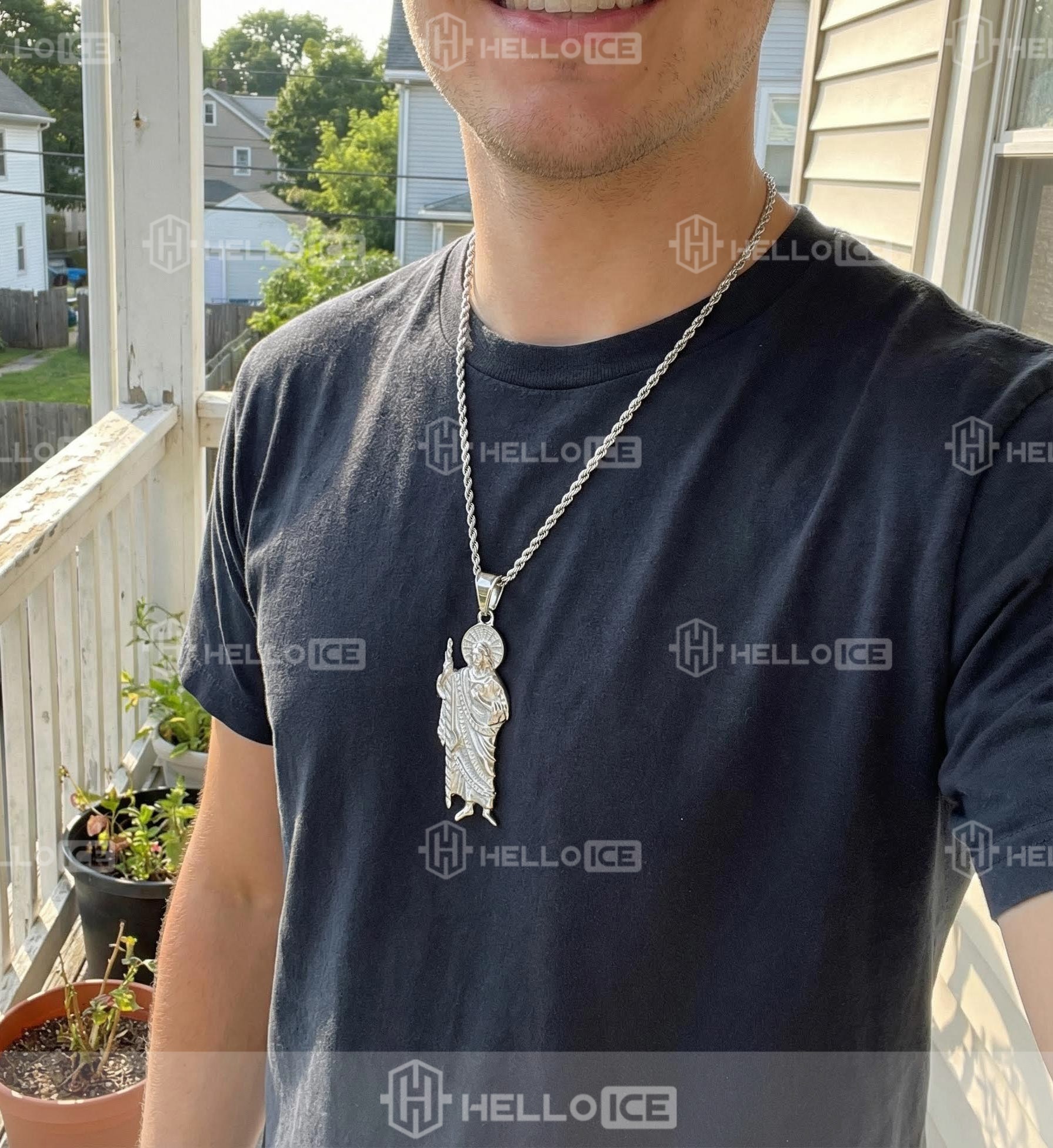 Helloice Review Image