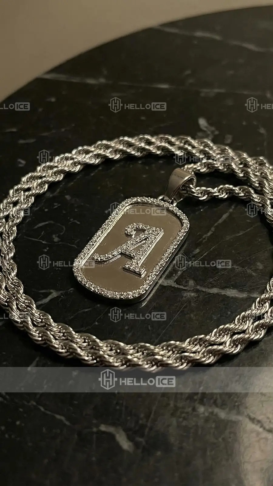 Helloice Review Image