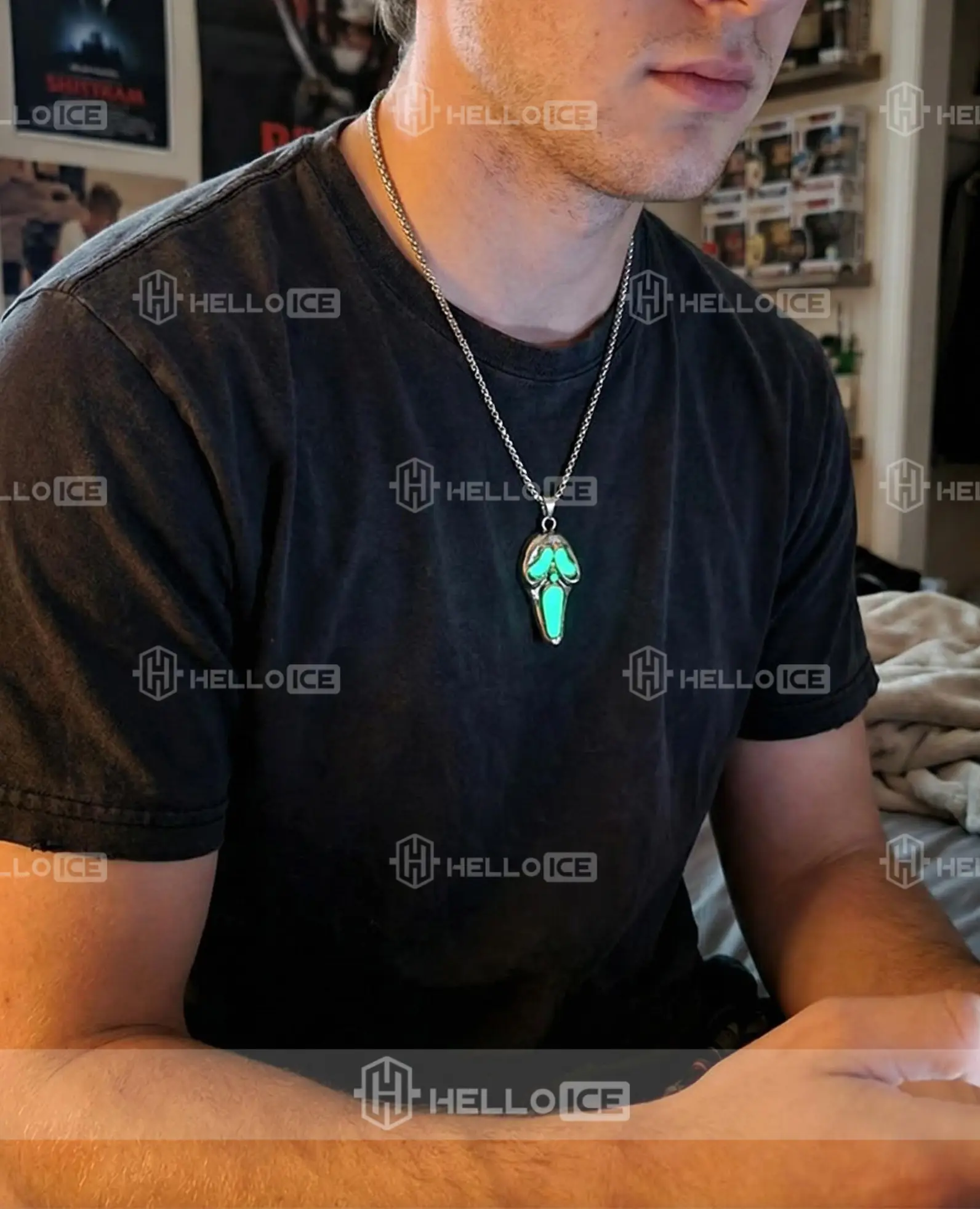 Helloice Review Image