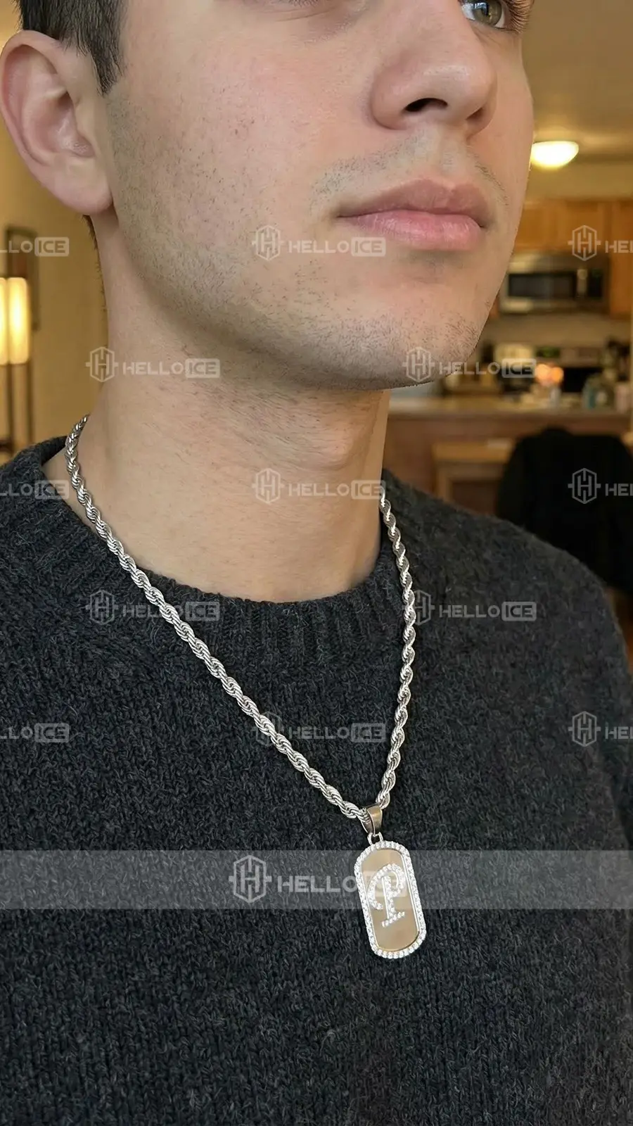 Helloice Review Image